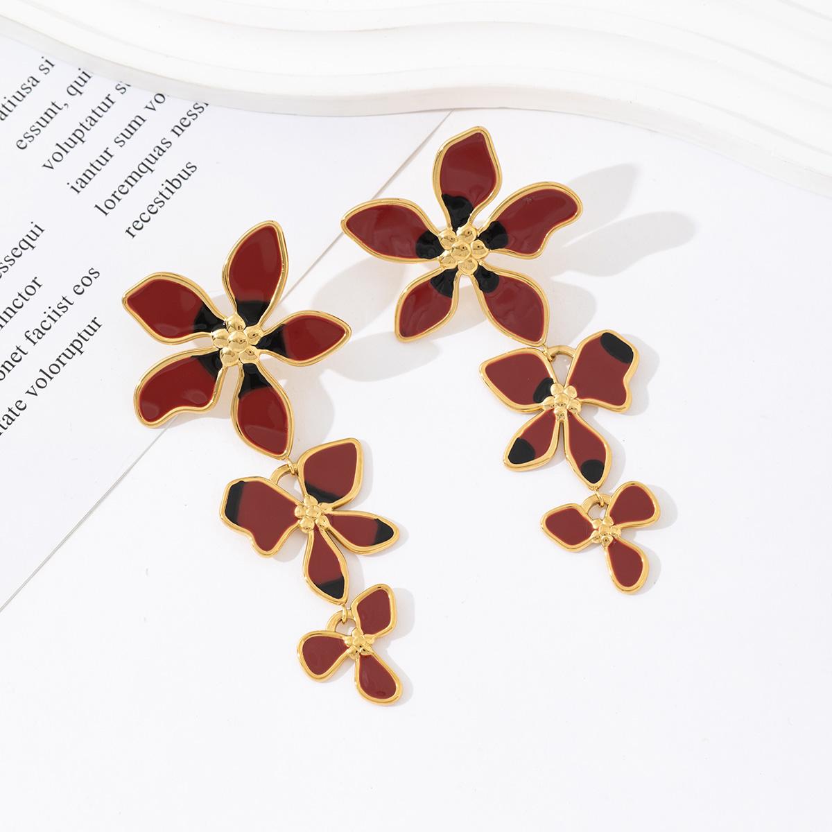 Flowery statement earrings