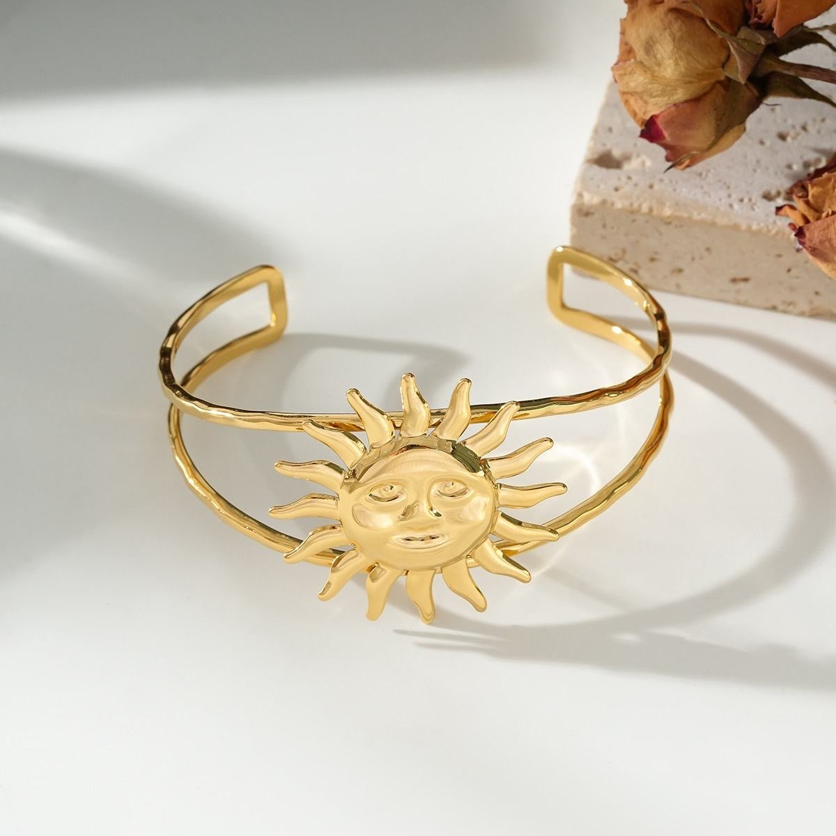 Sunny Bangle