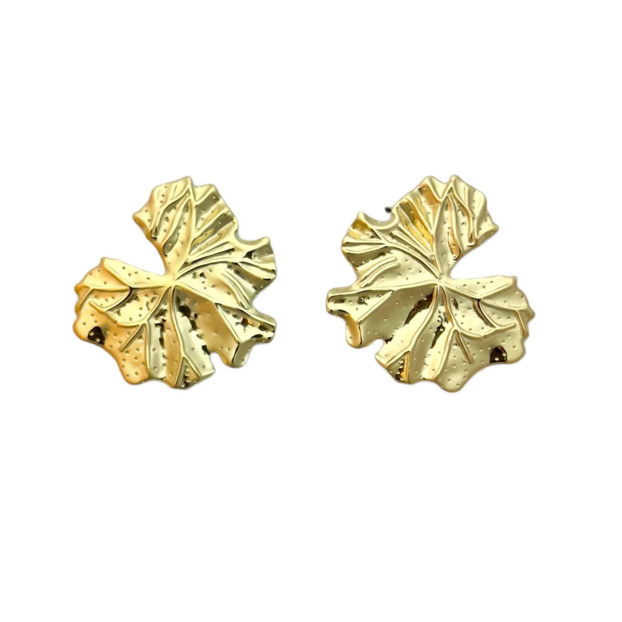 Oak leaf stud earrings