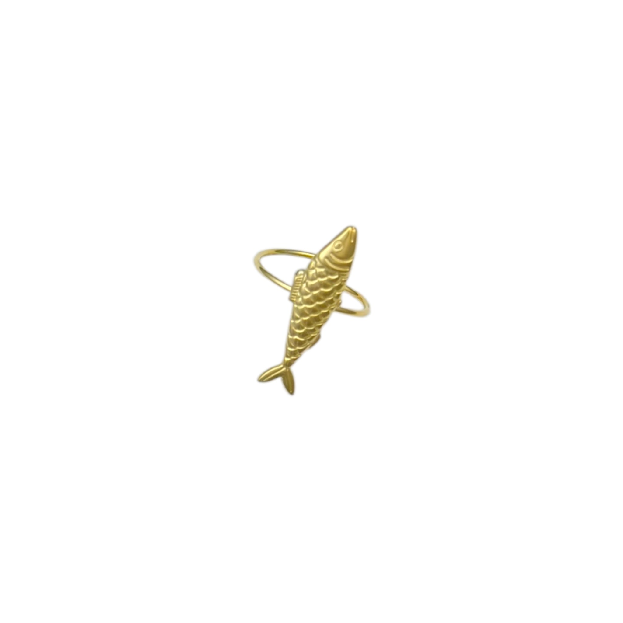 Fishy ring
