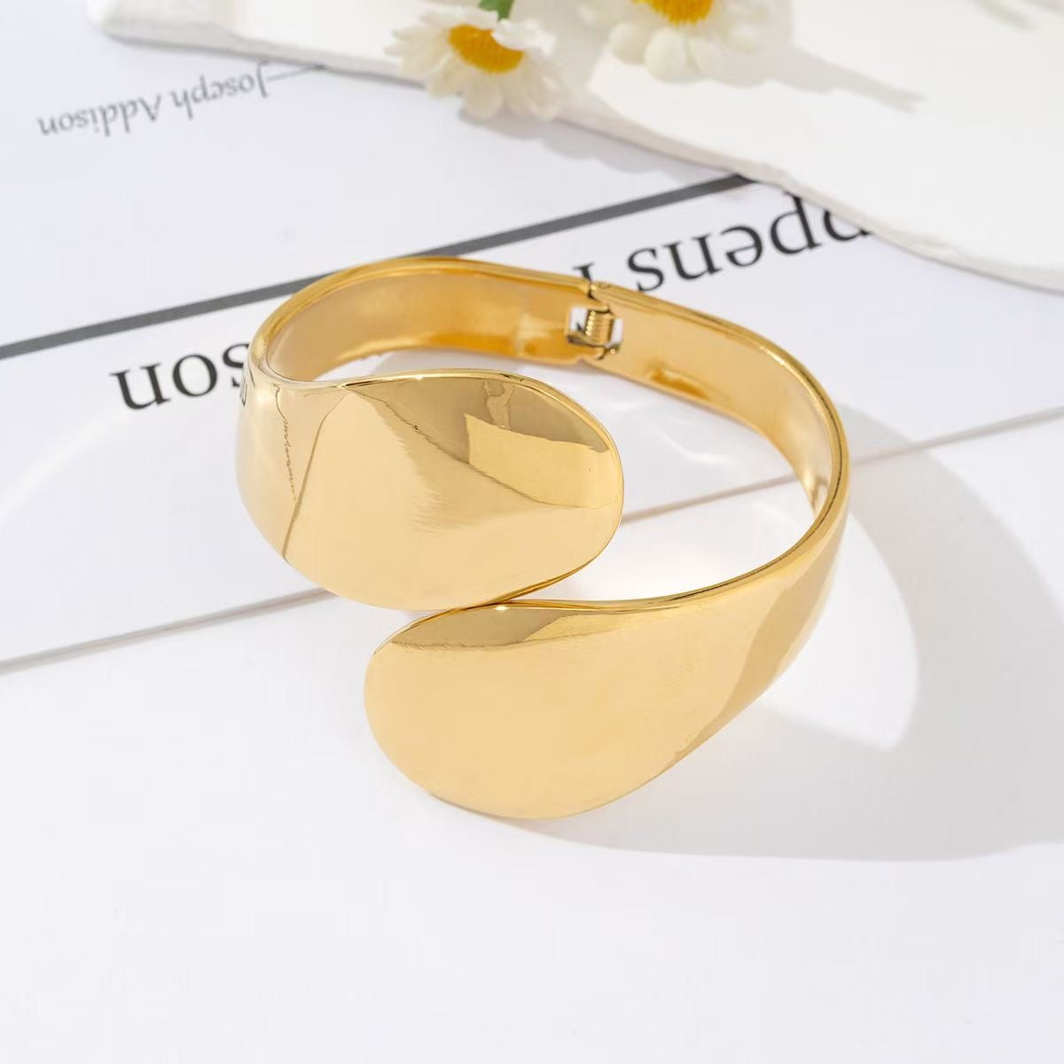 Drippy bangle