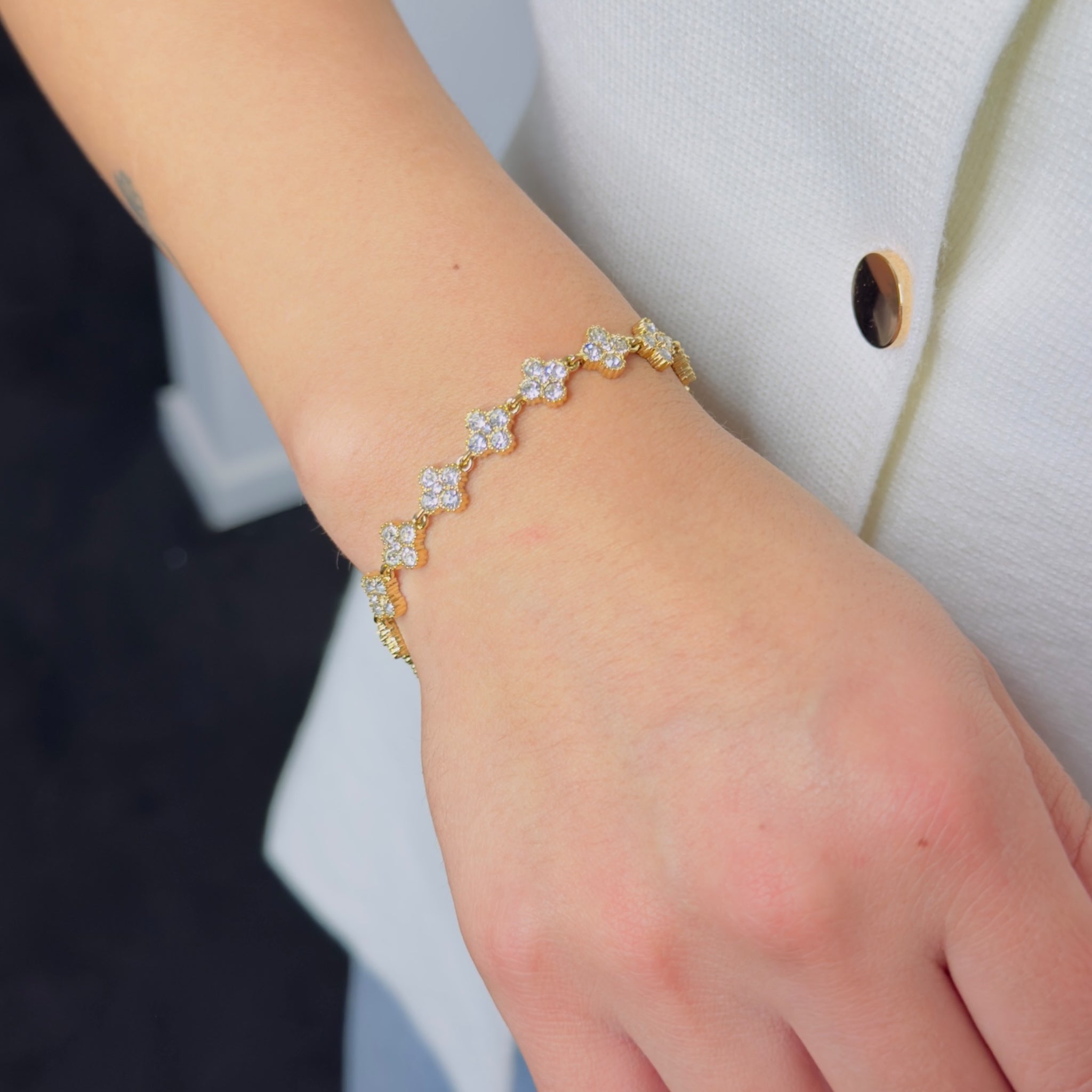 Clover with stones bracelet
