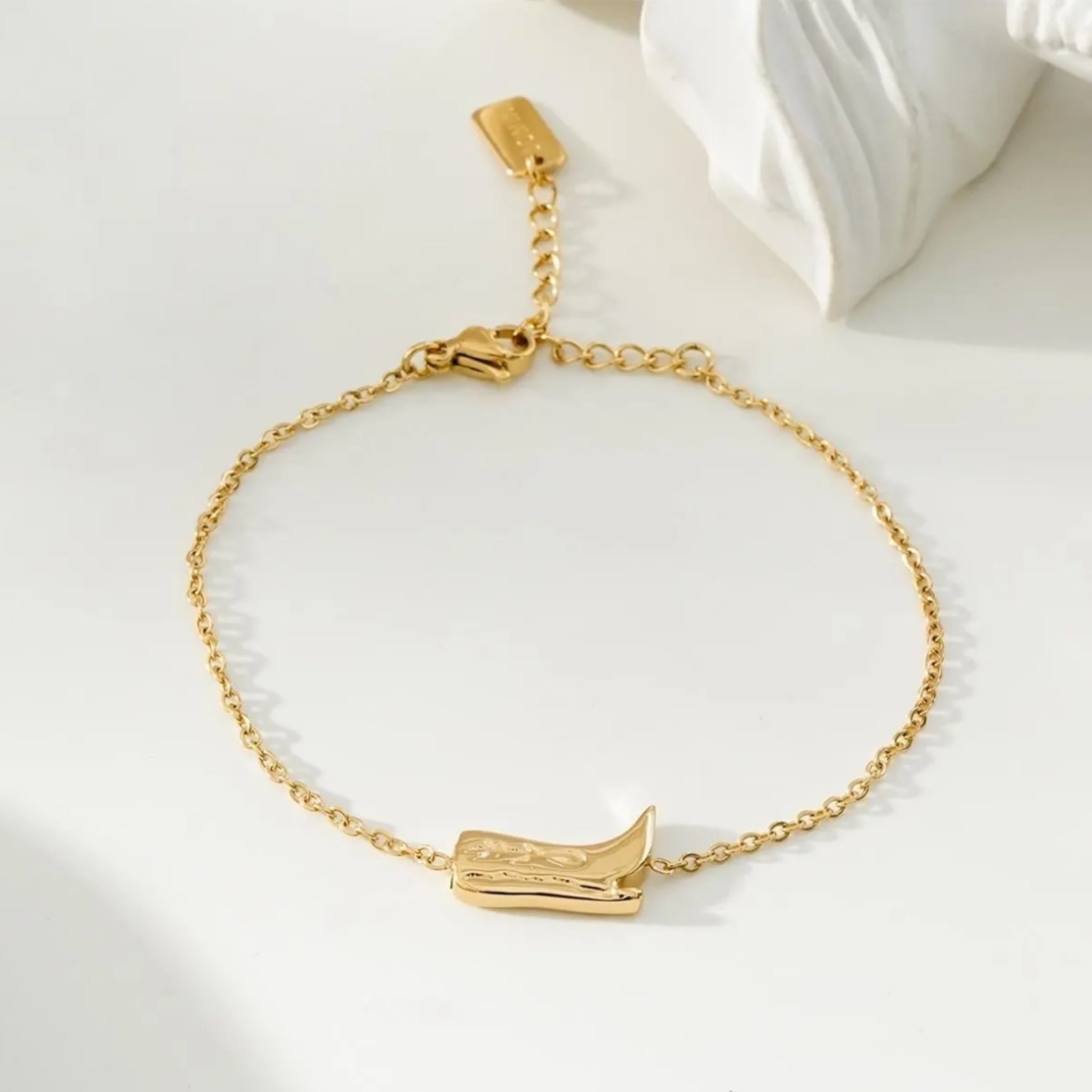 Einfaches Falkenarmband