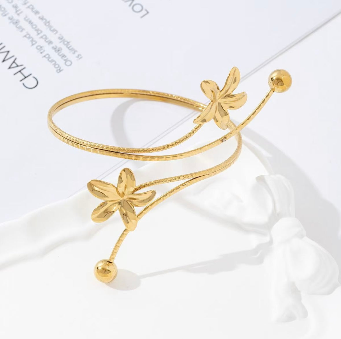 Flower boven armband