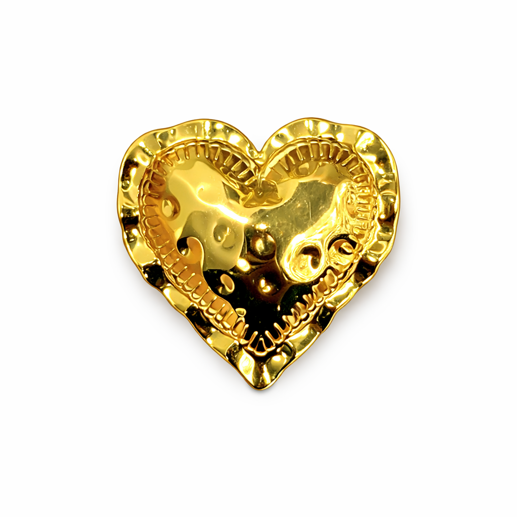 Chunky heart broche