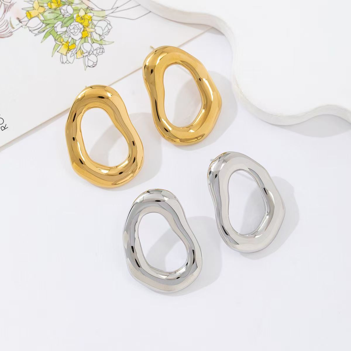 Open Oval Stud Earrings