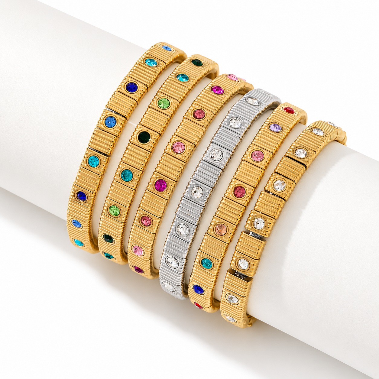 Armband im Oldschool-Stil mit Schnalle