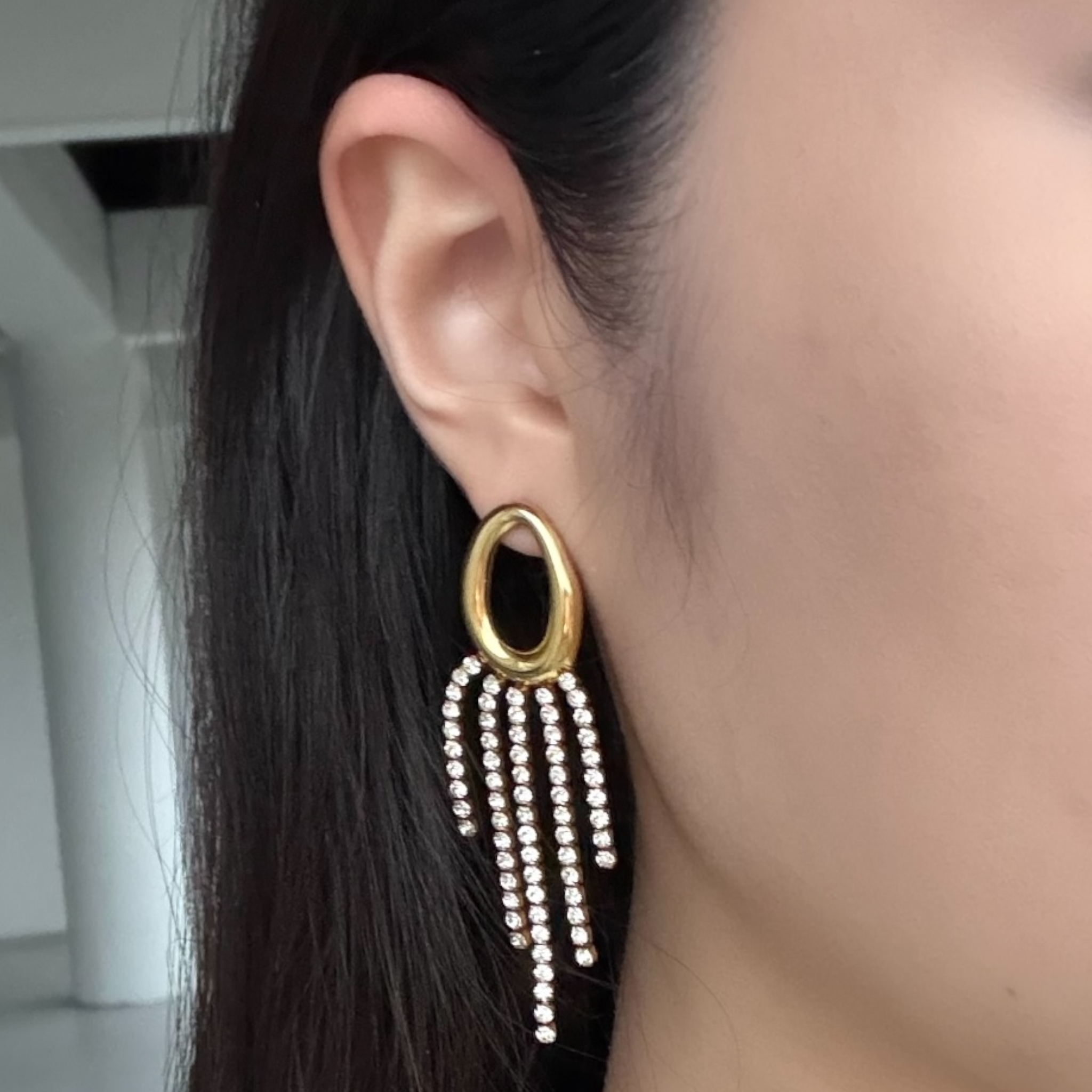 Strassy oval strass oorbel