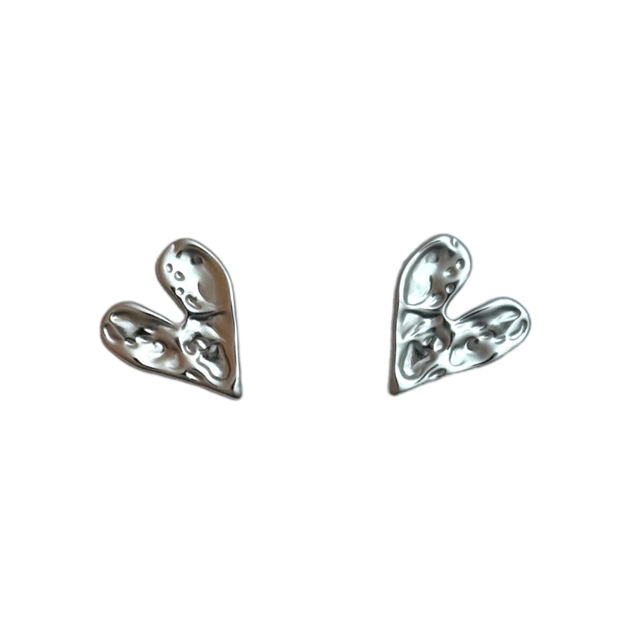 Heart stud earrings