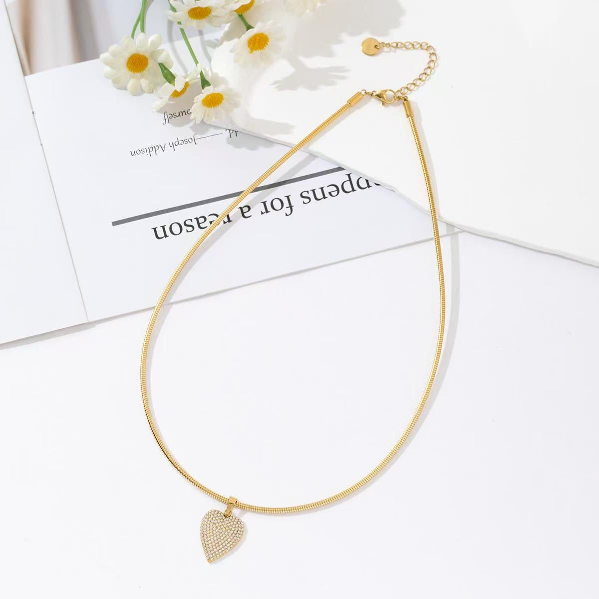 Snakey love ketting