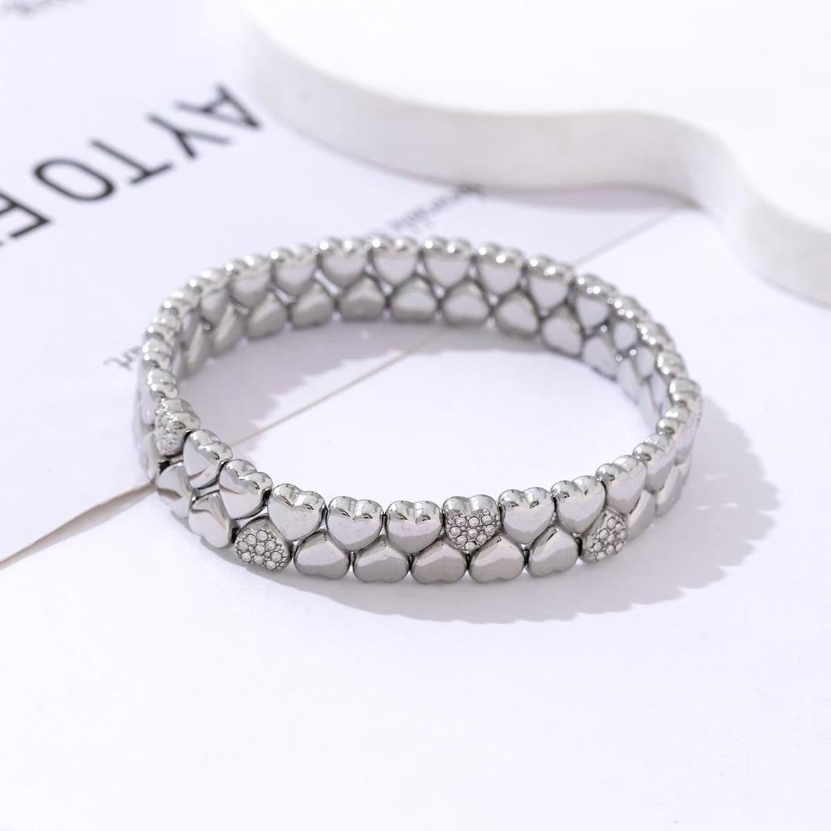 Elastiek love bangle mooi