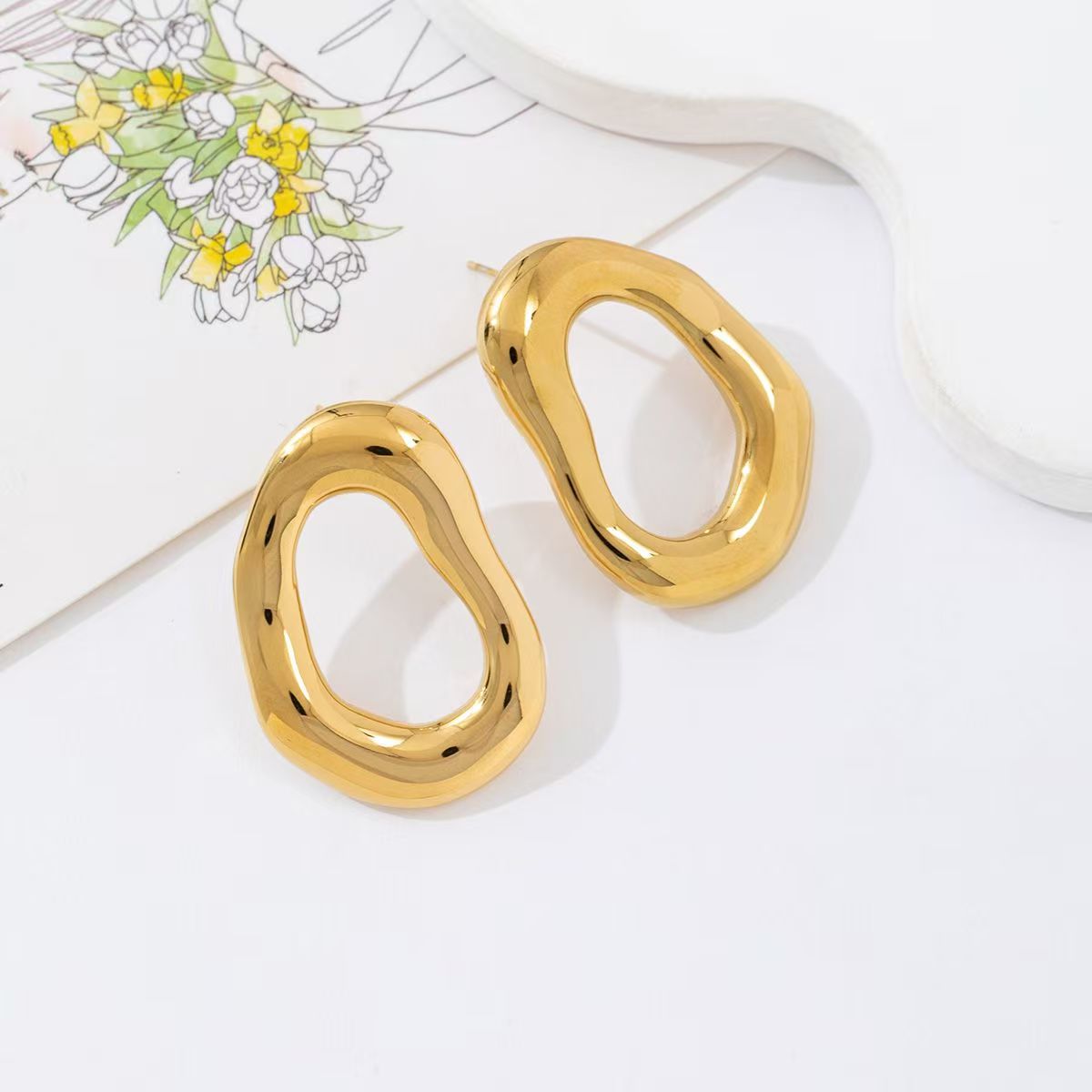 Open Oval Stud Earrings