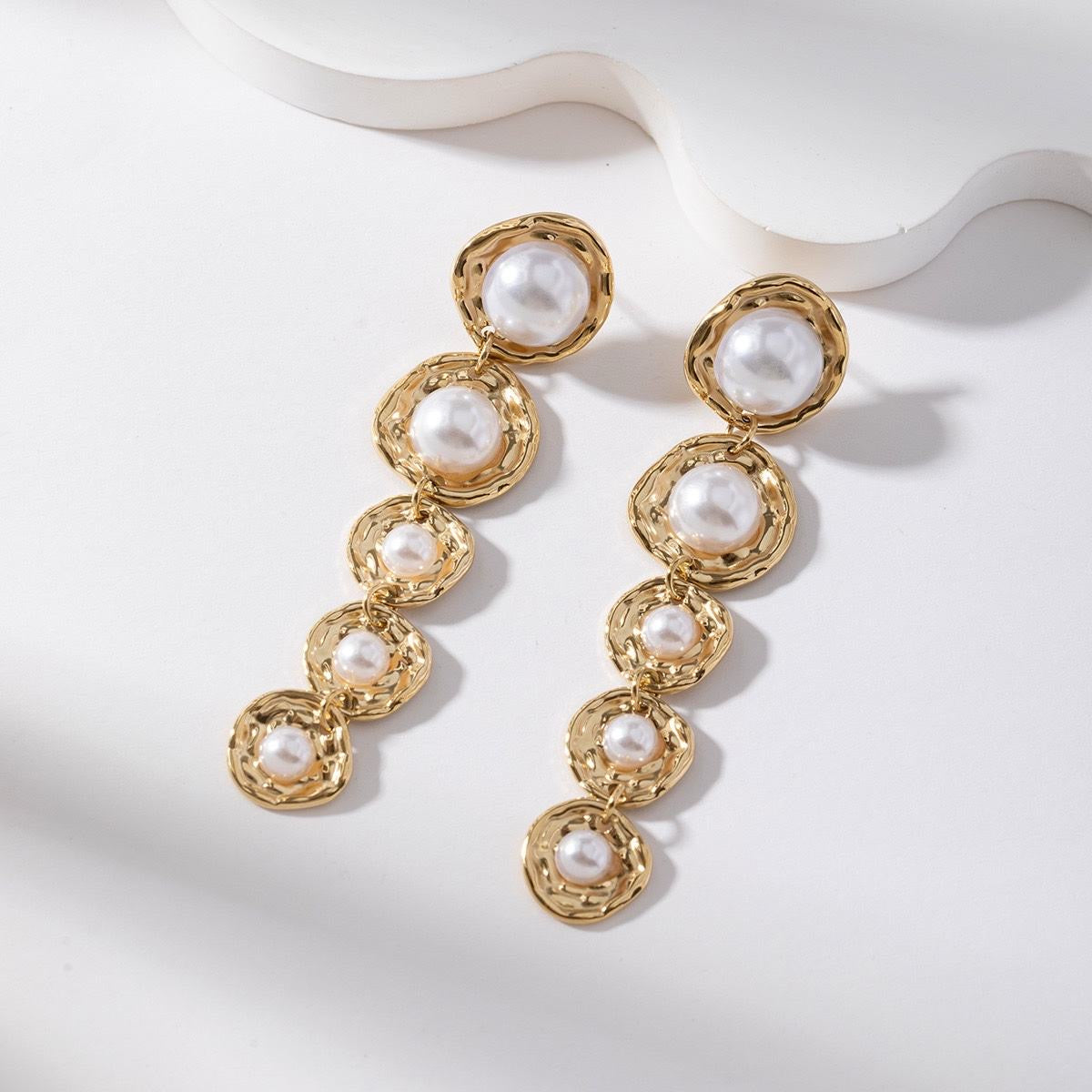 Elly statement earrings
