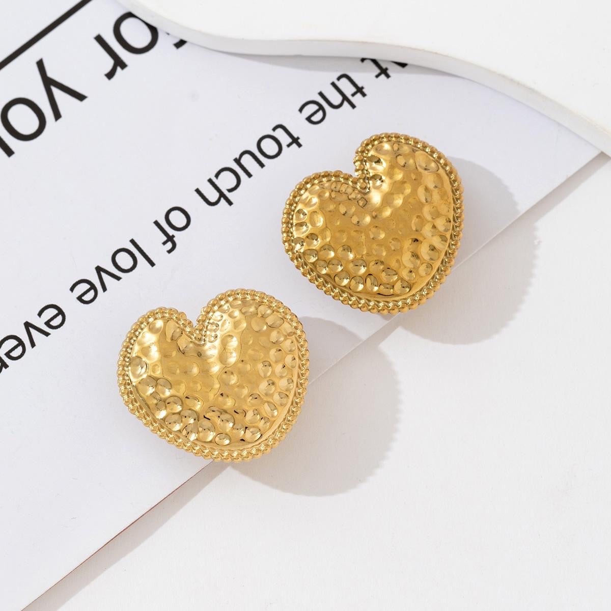 Broken love clip earrings