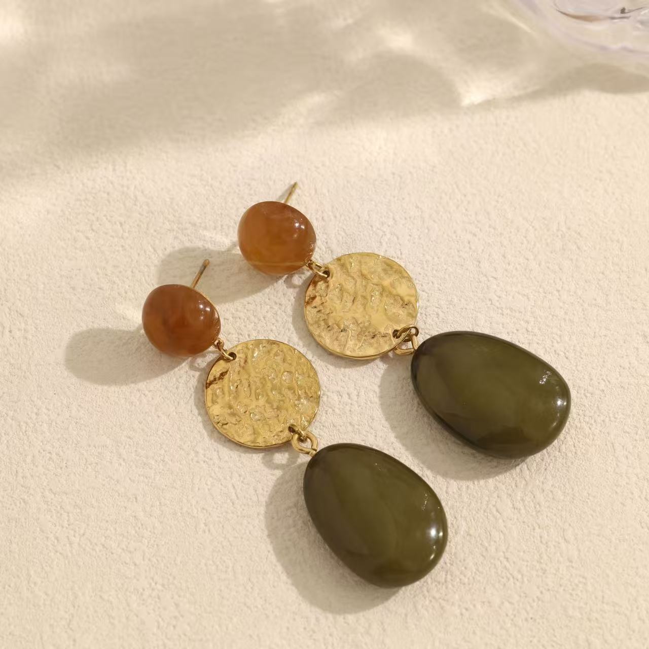 Lotje statement earrings