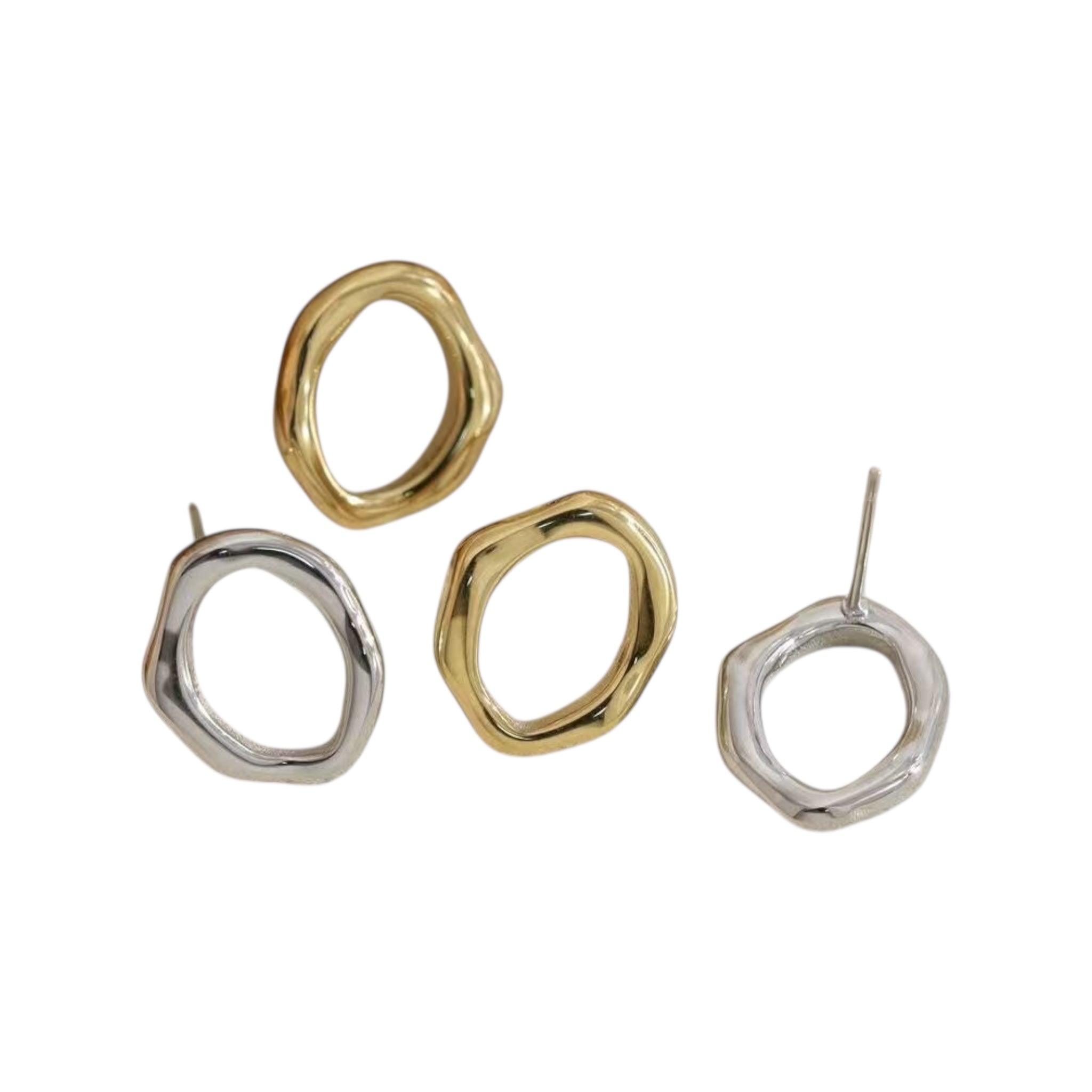 Mini oval stud earrings