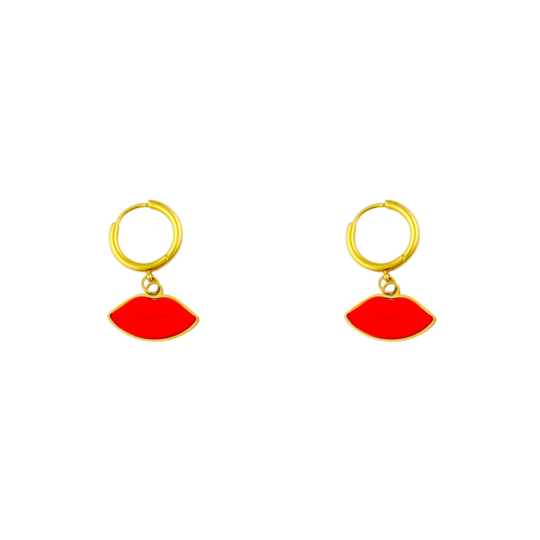 Kiss me earrings