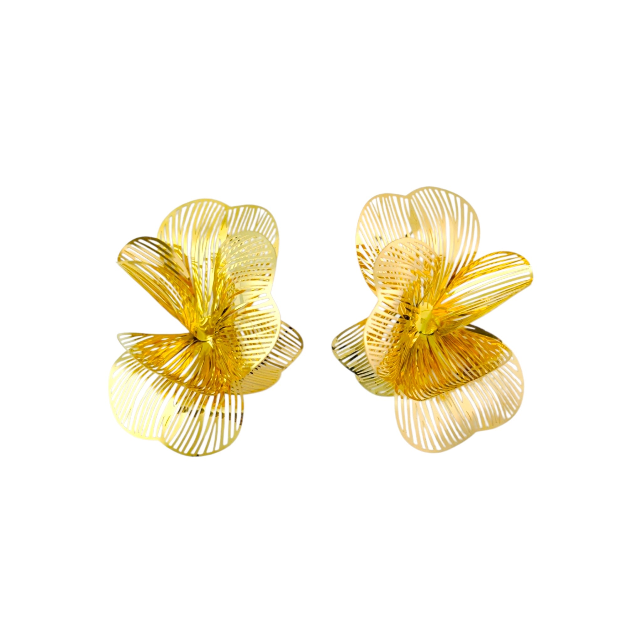 Classy flower statement earring