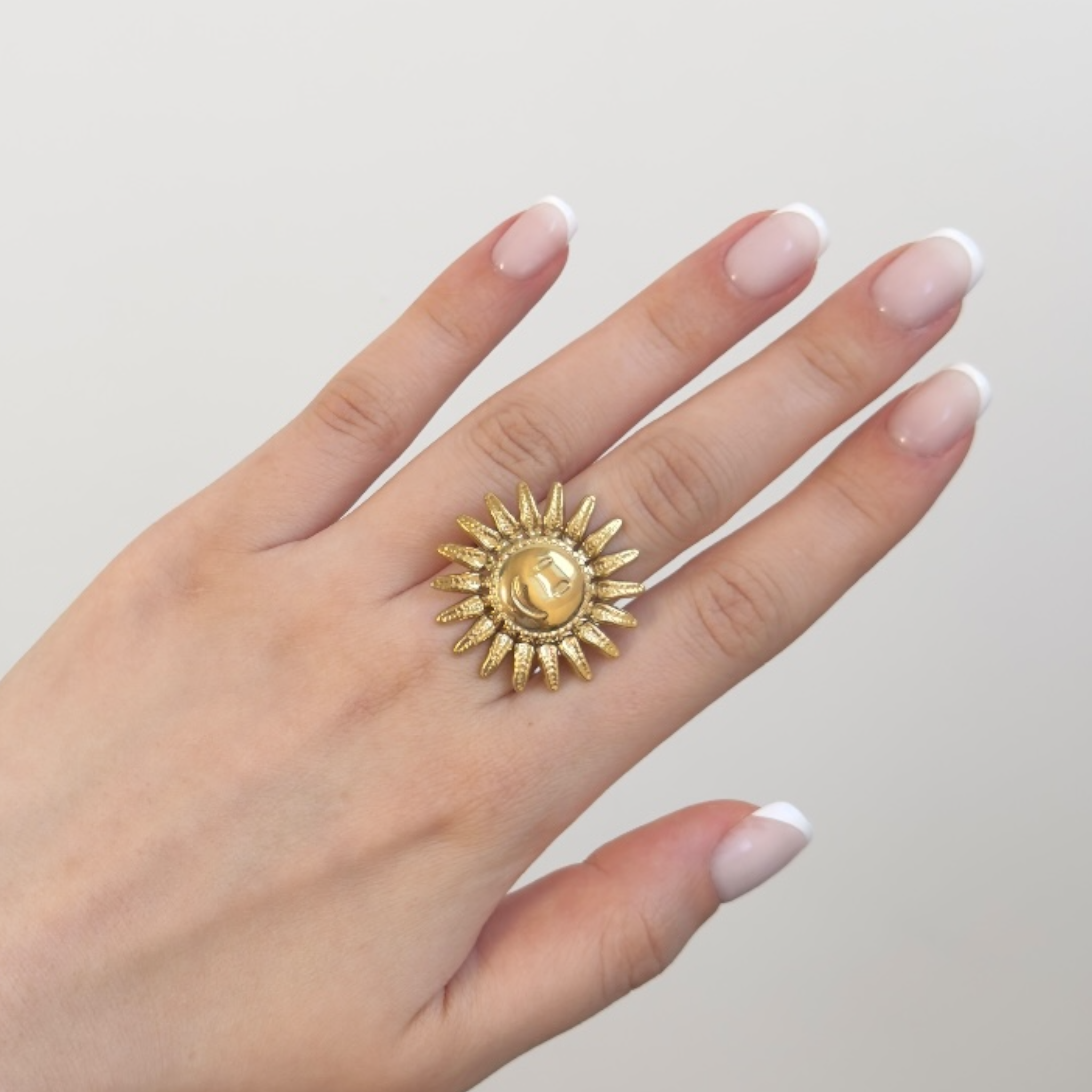 Sunny ring
