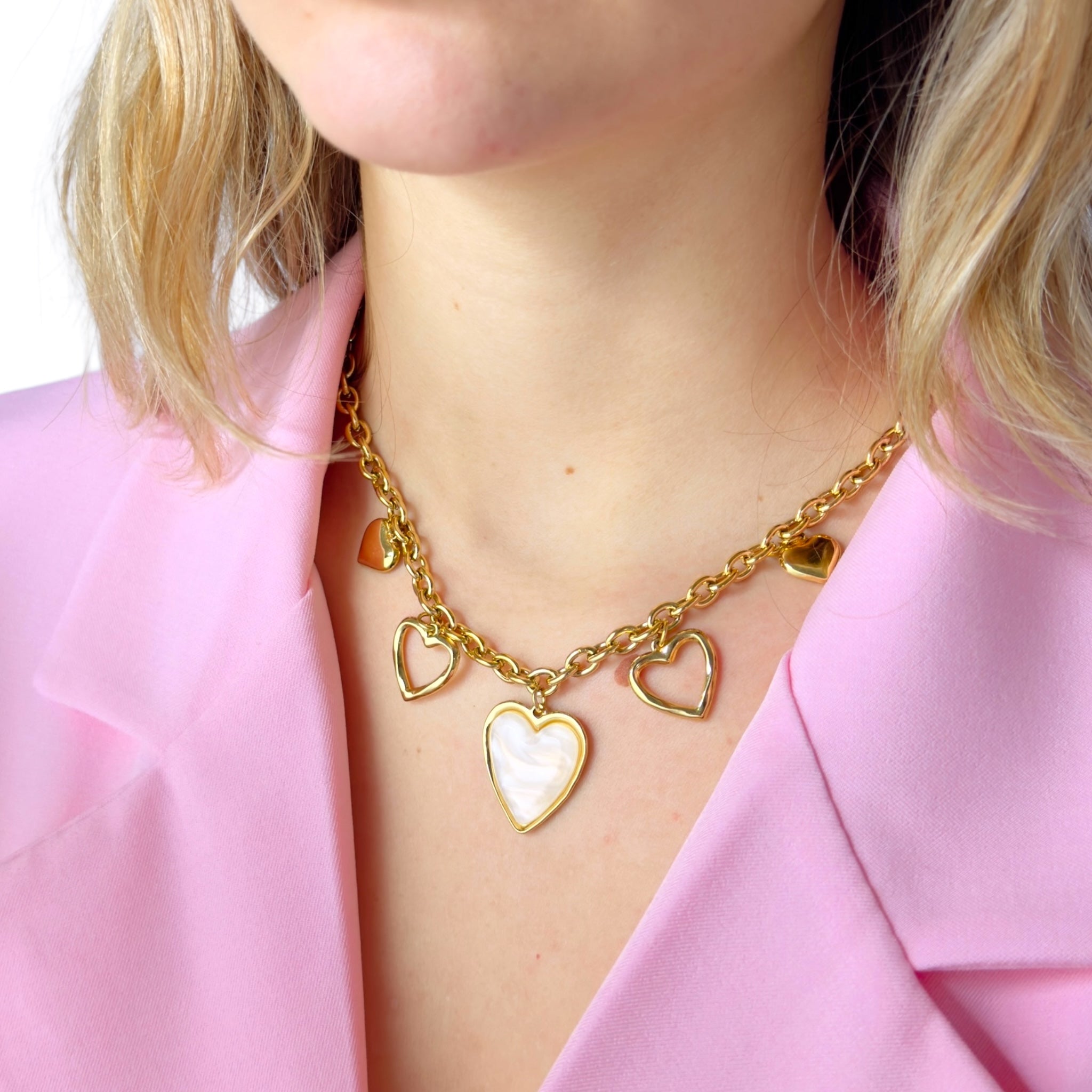 Noa charm necklace