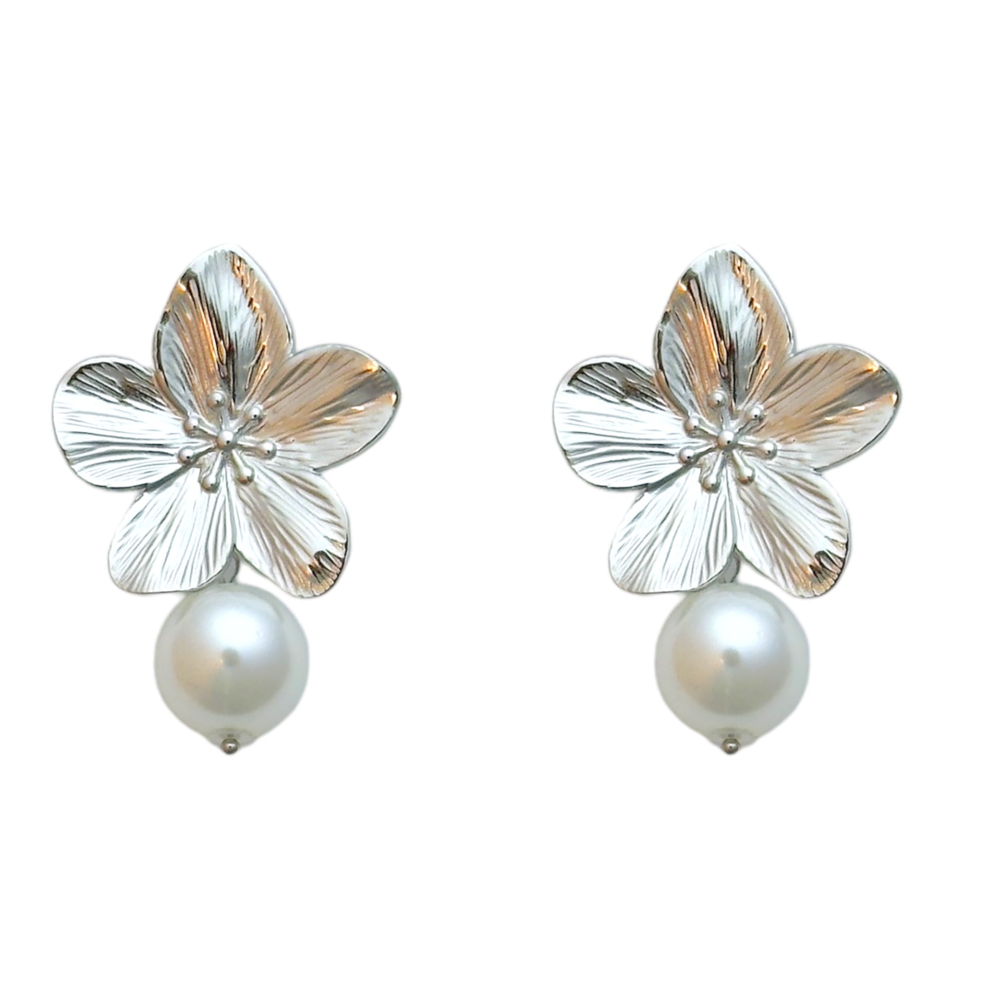 Daisy Pearl studs