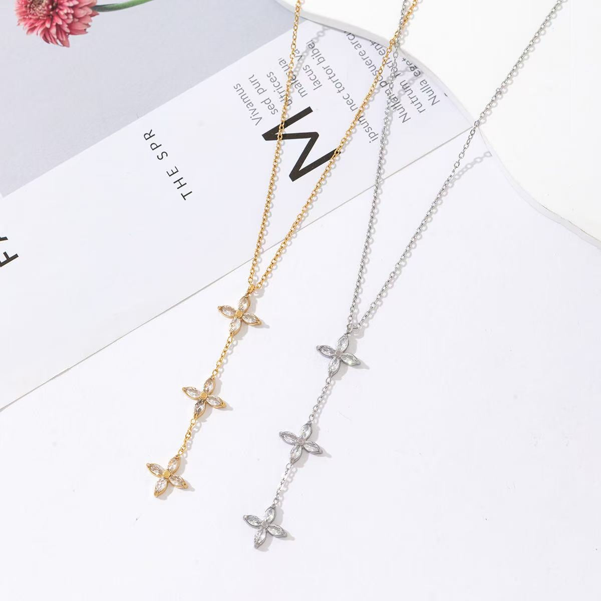 Flower strass Y ketting