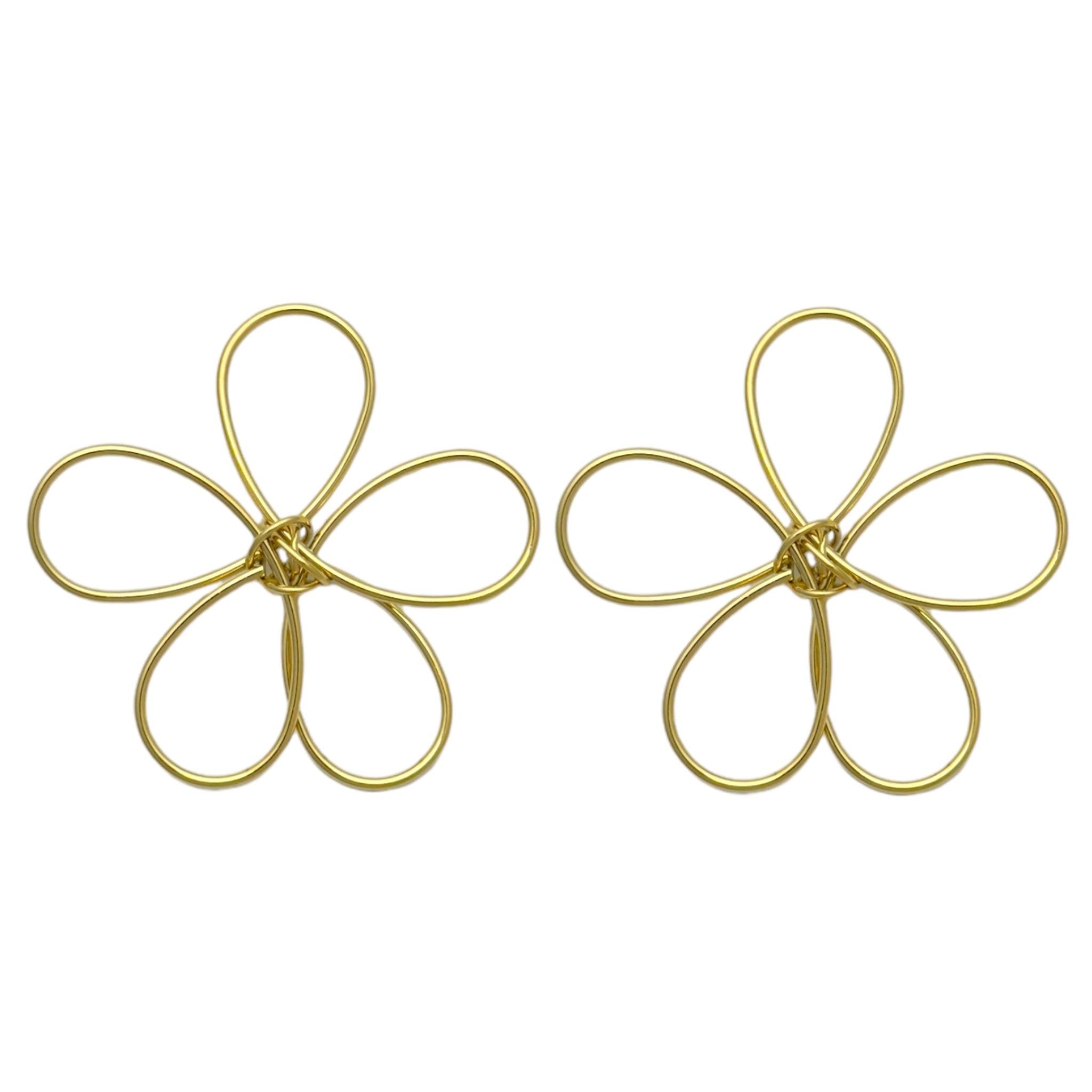 Statement flower earring