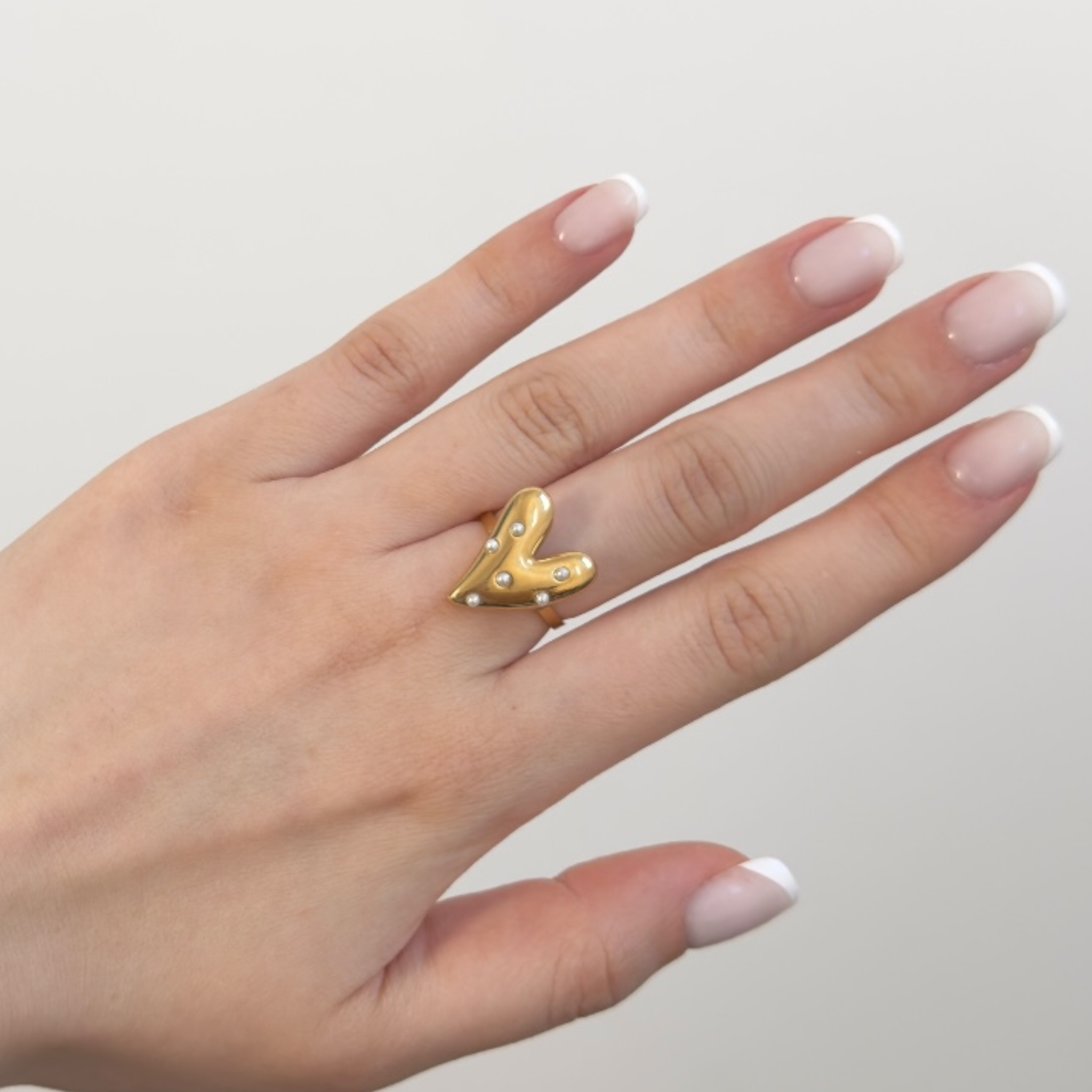 Parel met hart ring