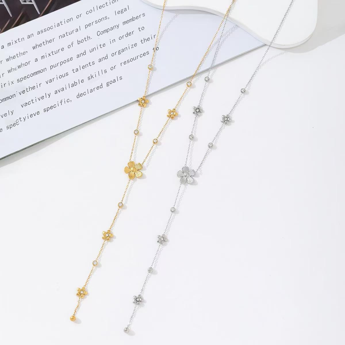 Daisy Y ketting
