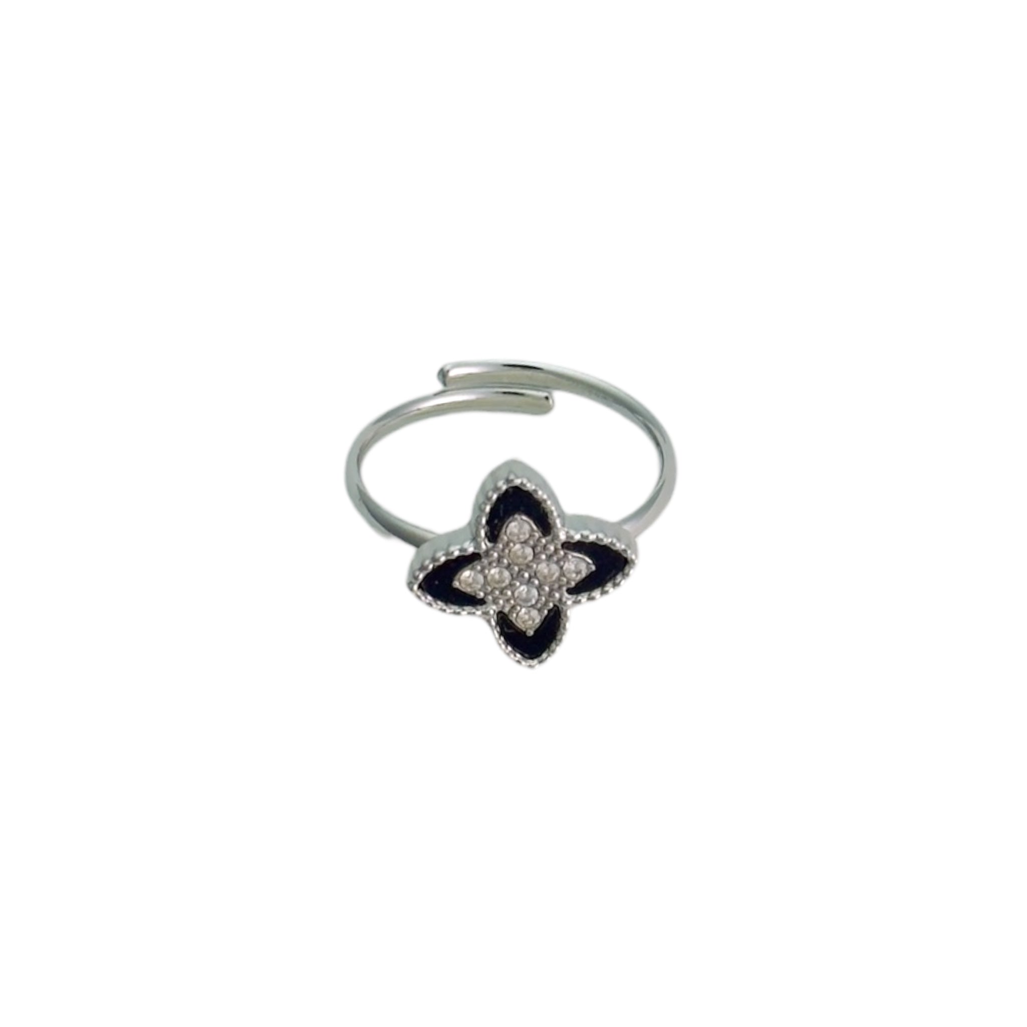 Clover Ring