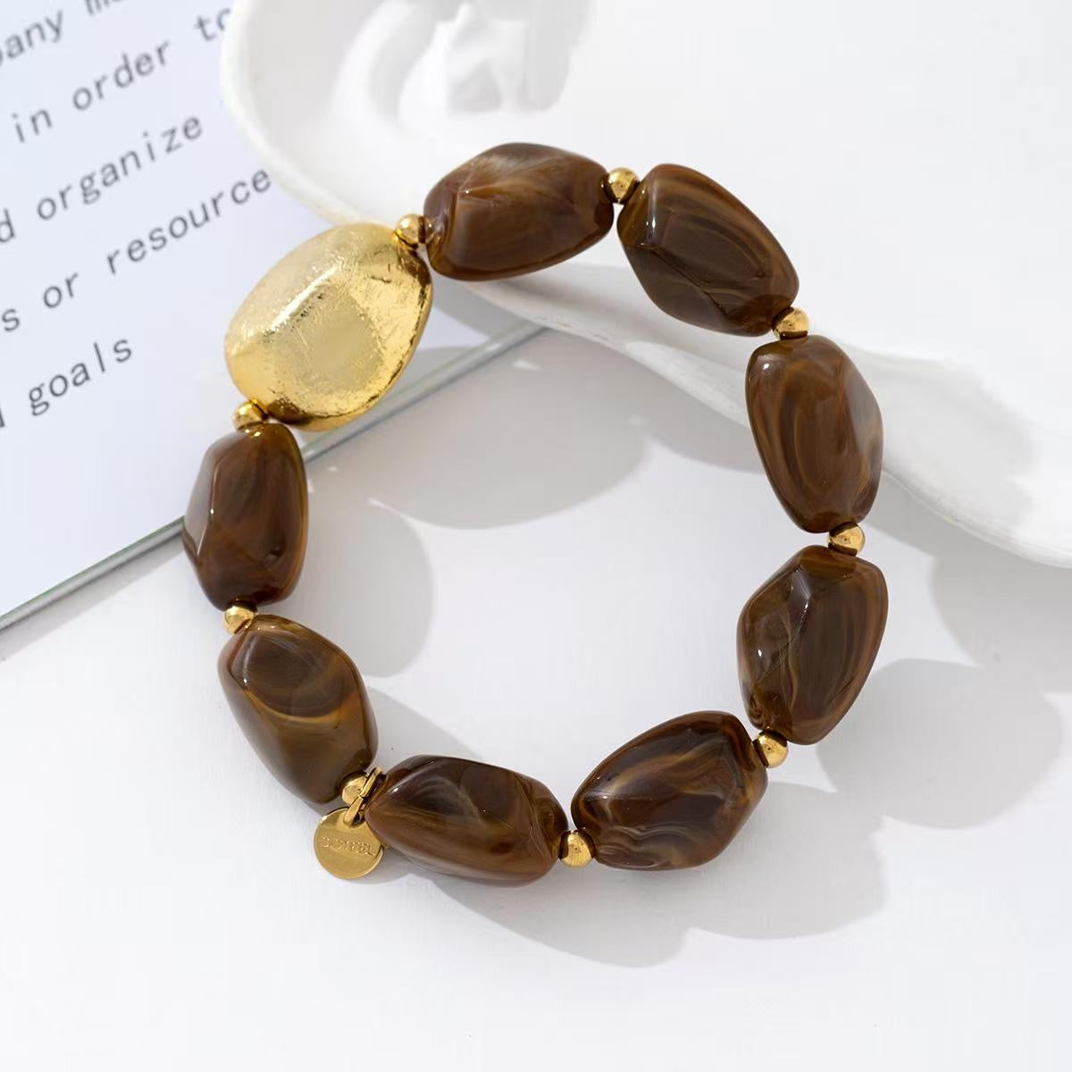 Stone beads armband