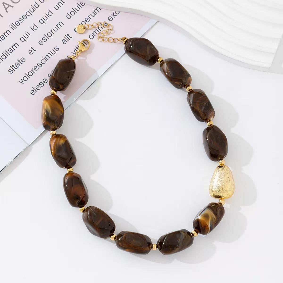 Stone beads ketting