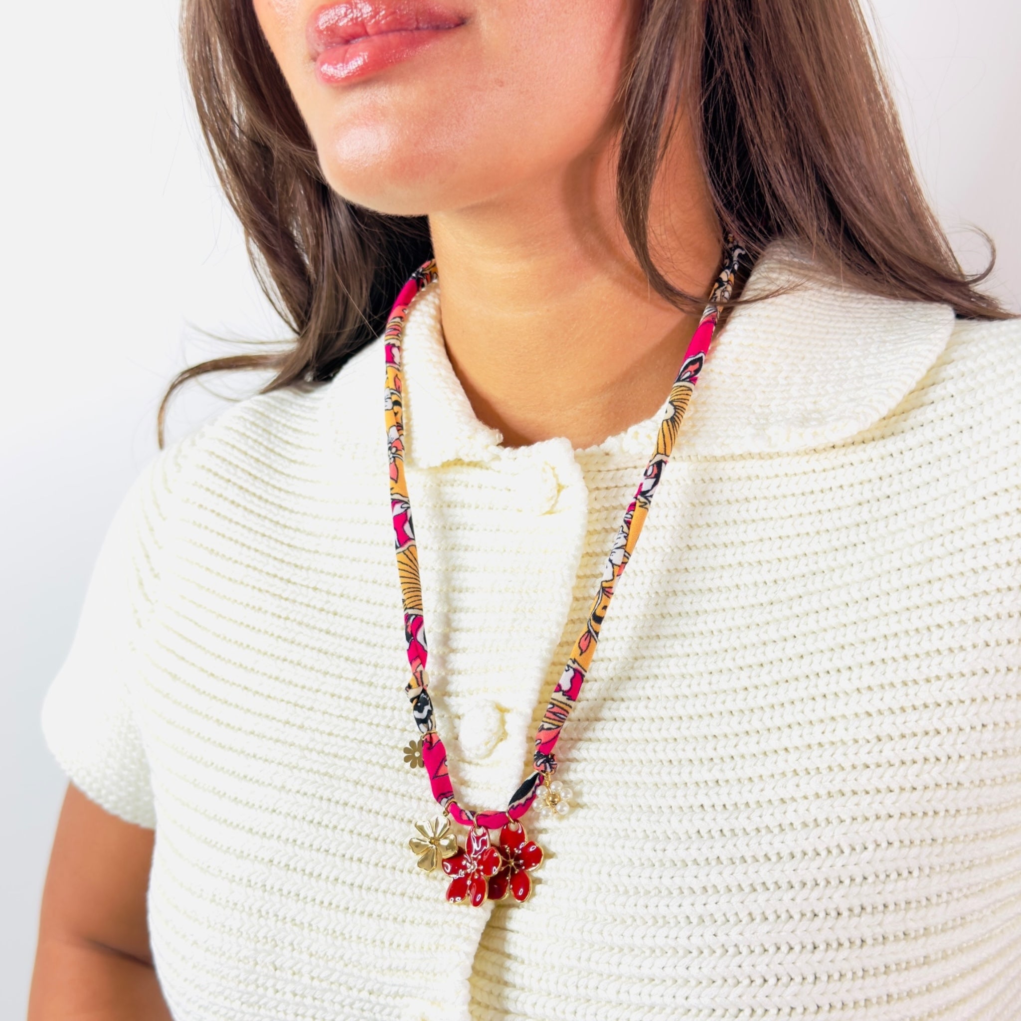 Lovely Flower bandana ketting