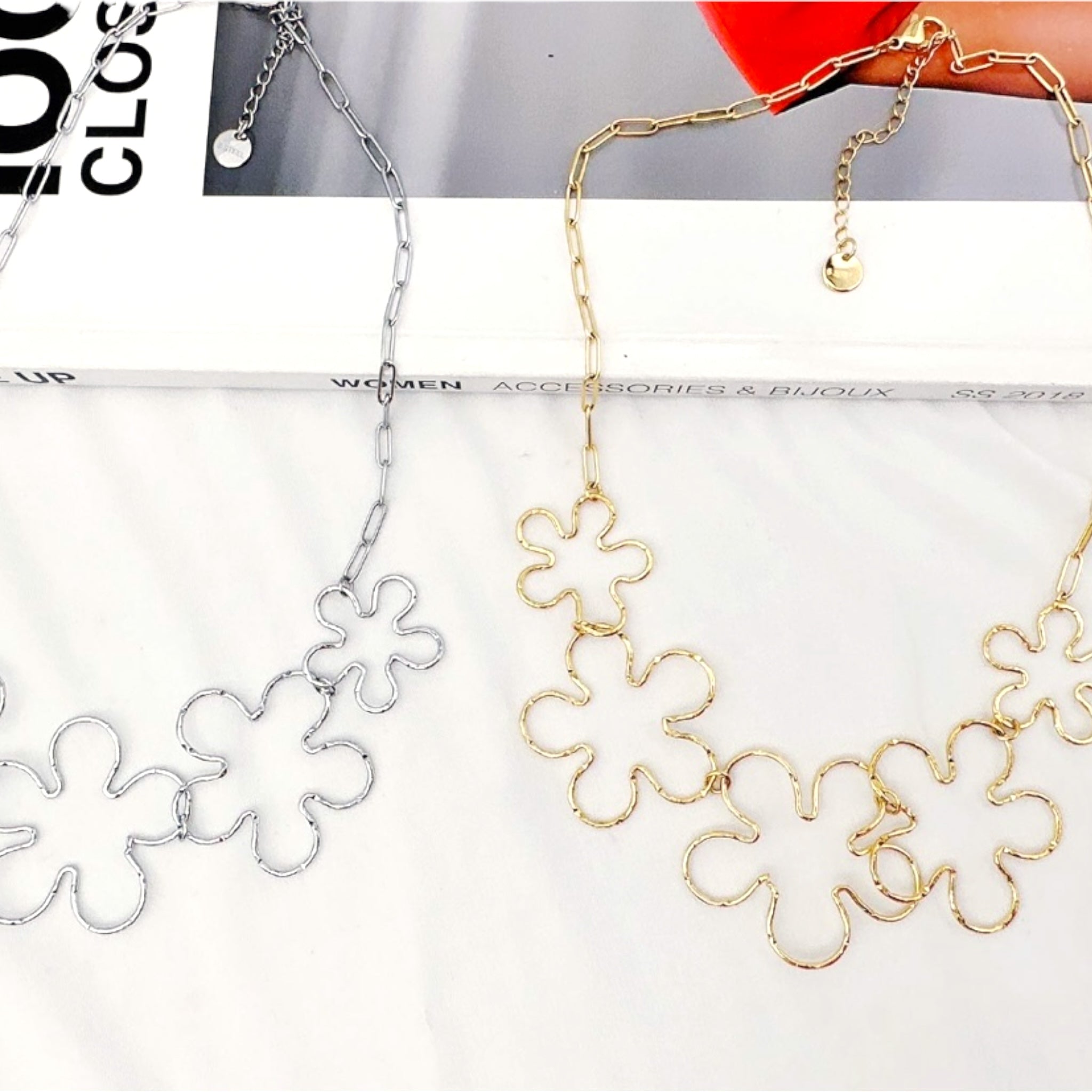 Linkchain Open Flower Necklaces