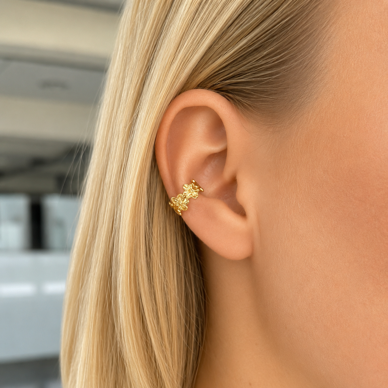 Bella ear cuff
