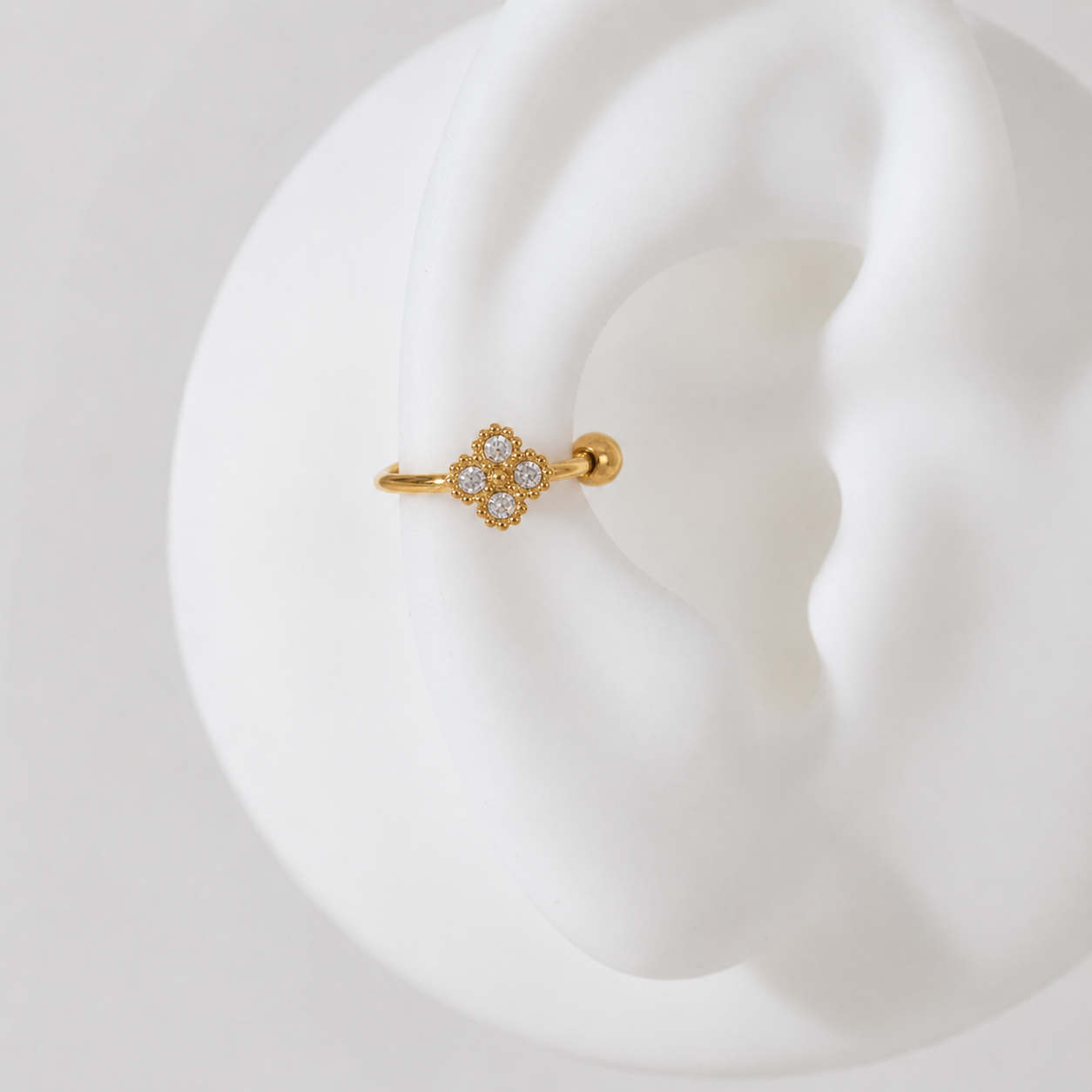 Clover ear cuff