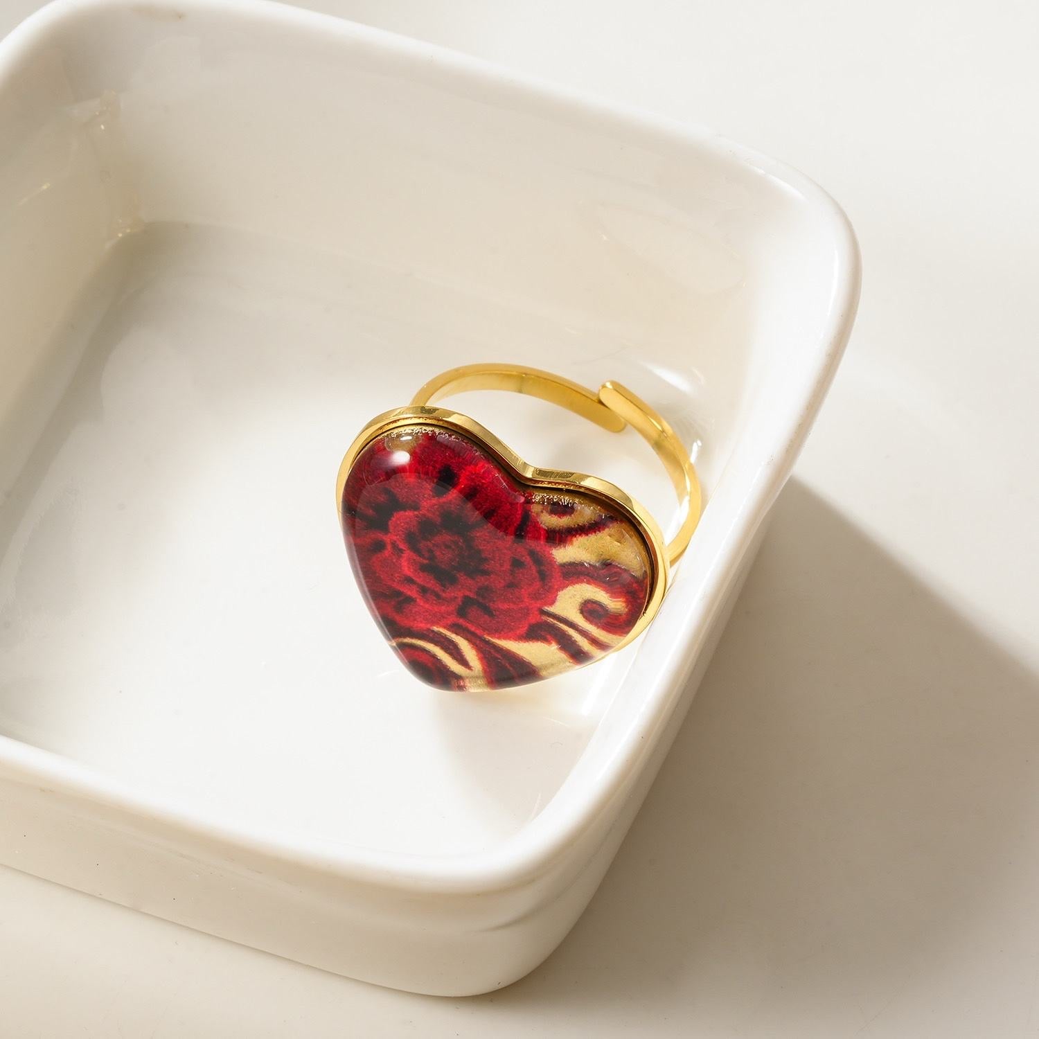 Red roses ring