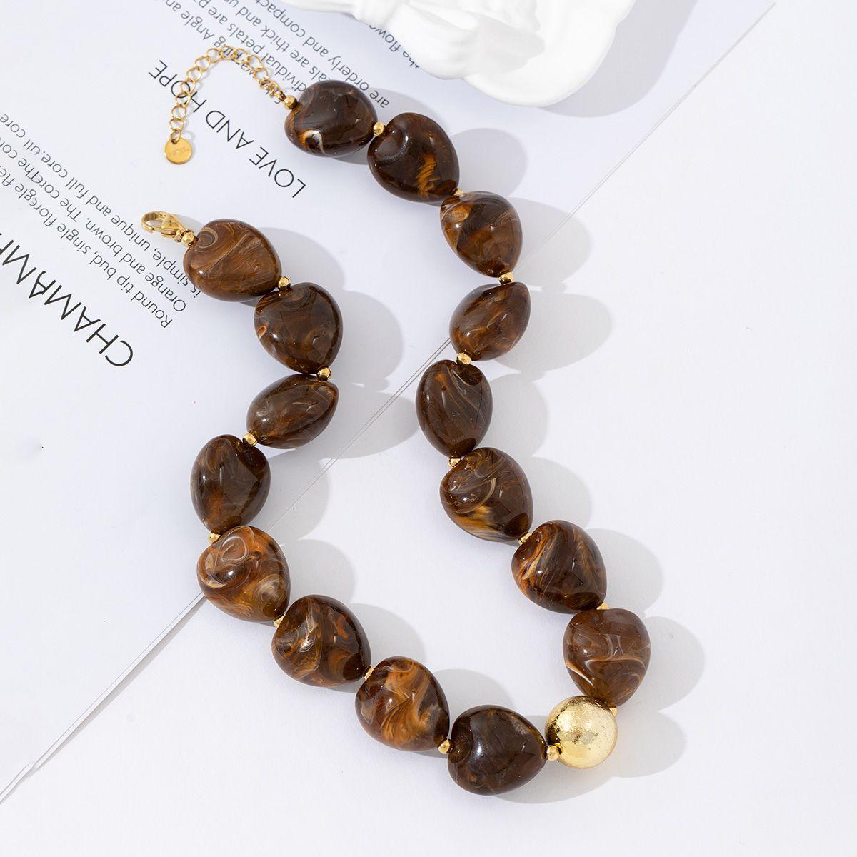 Pear beads ketting
