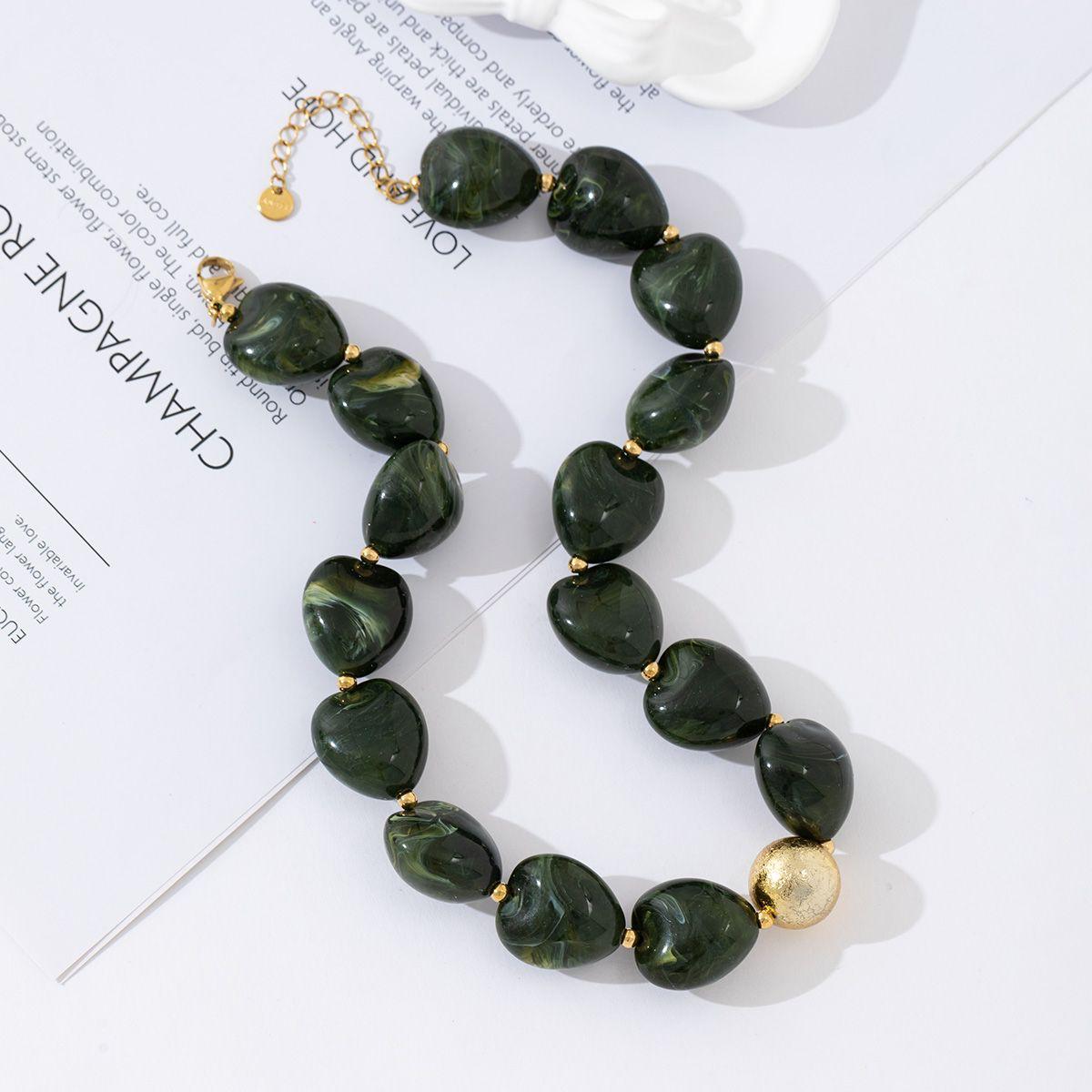 Pear beads ketting