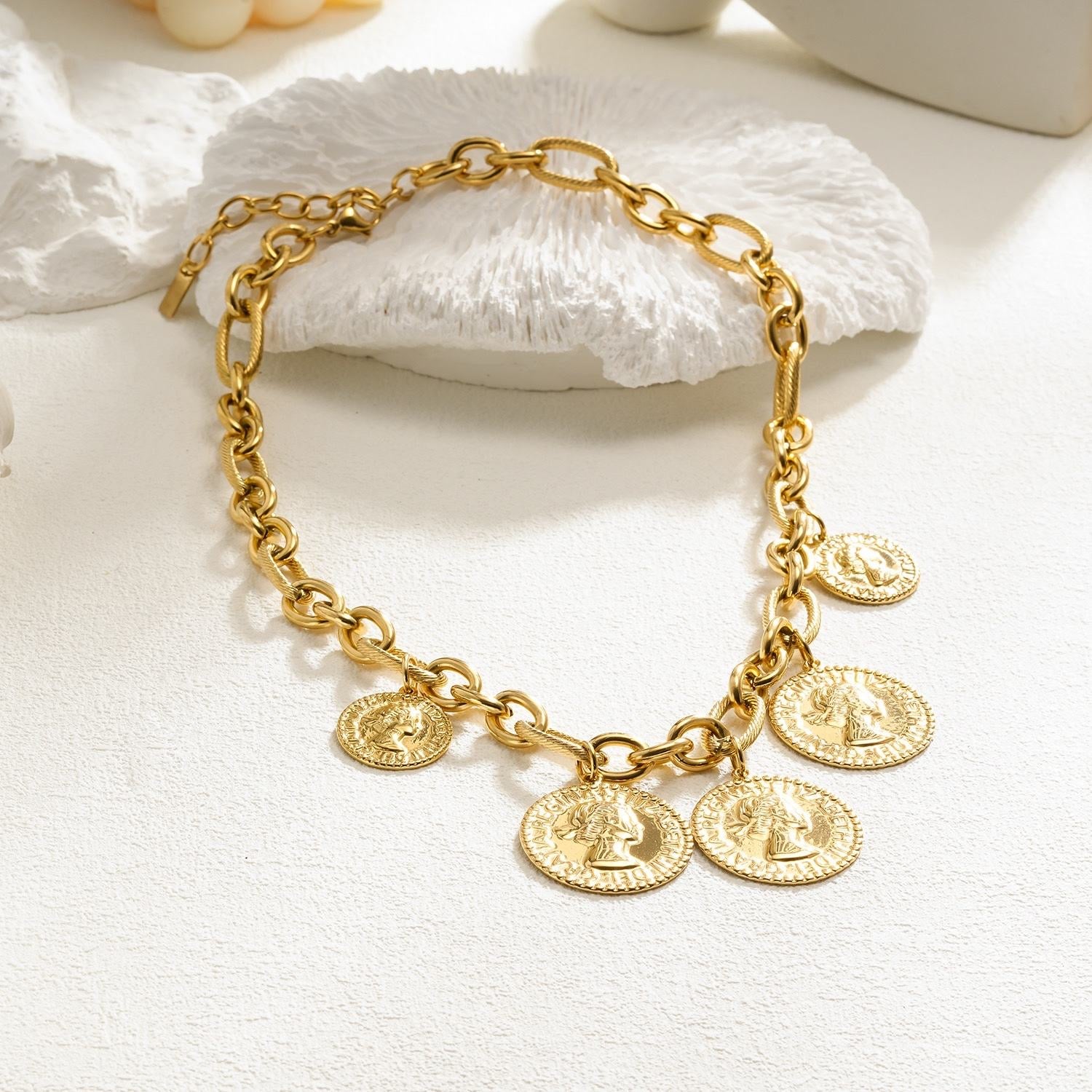 Golden coins bedel ketting