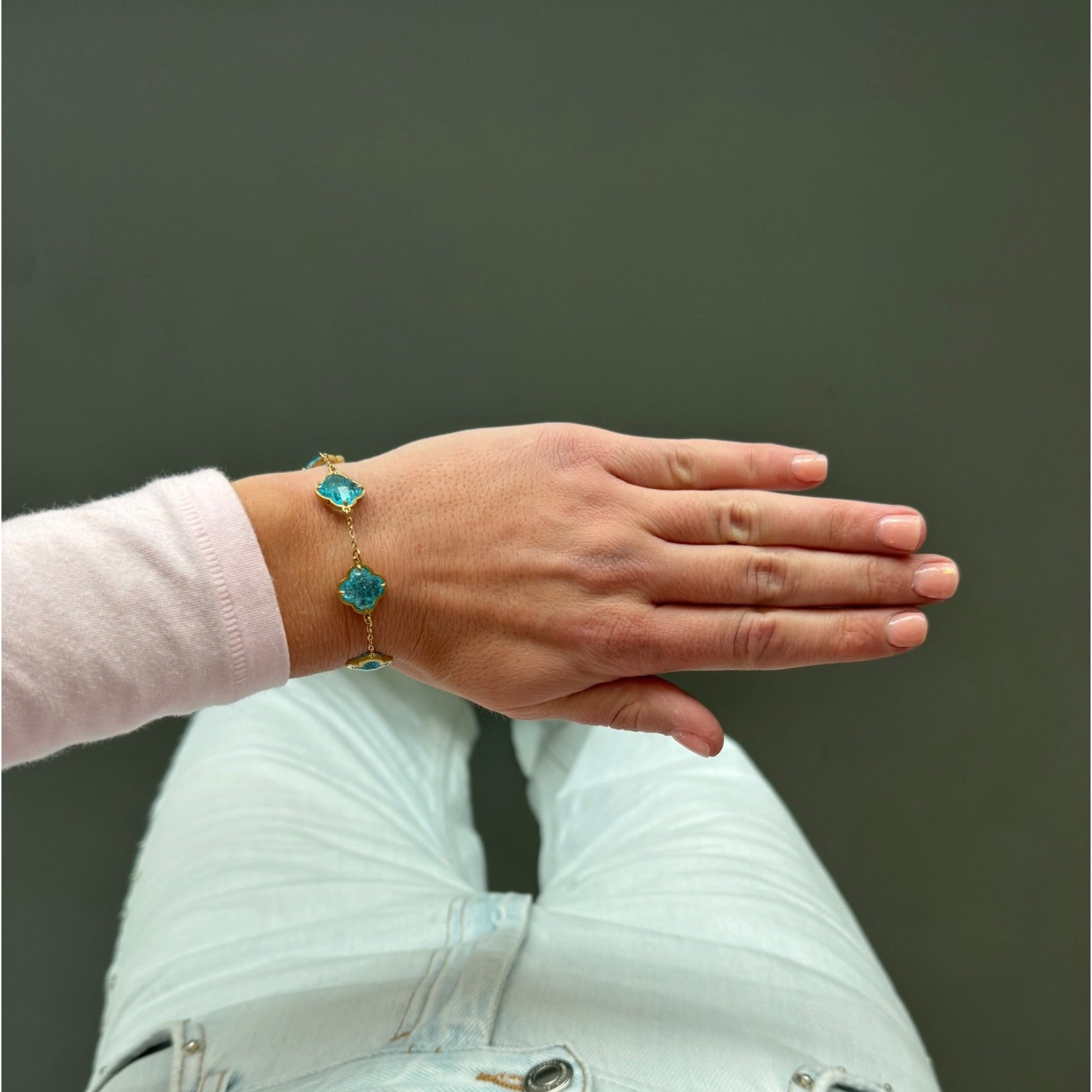 Happy clovey armband