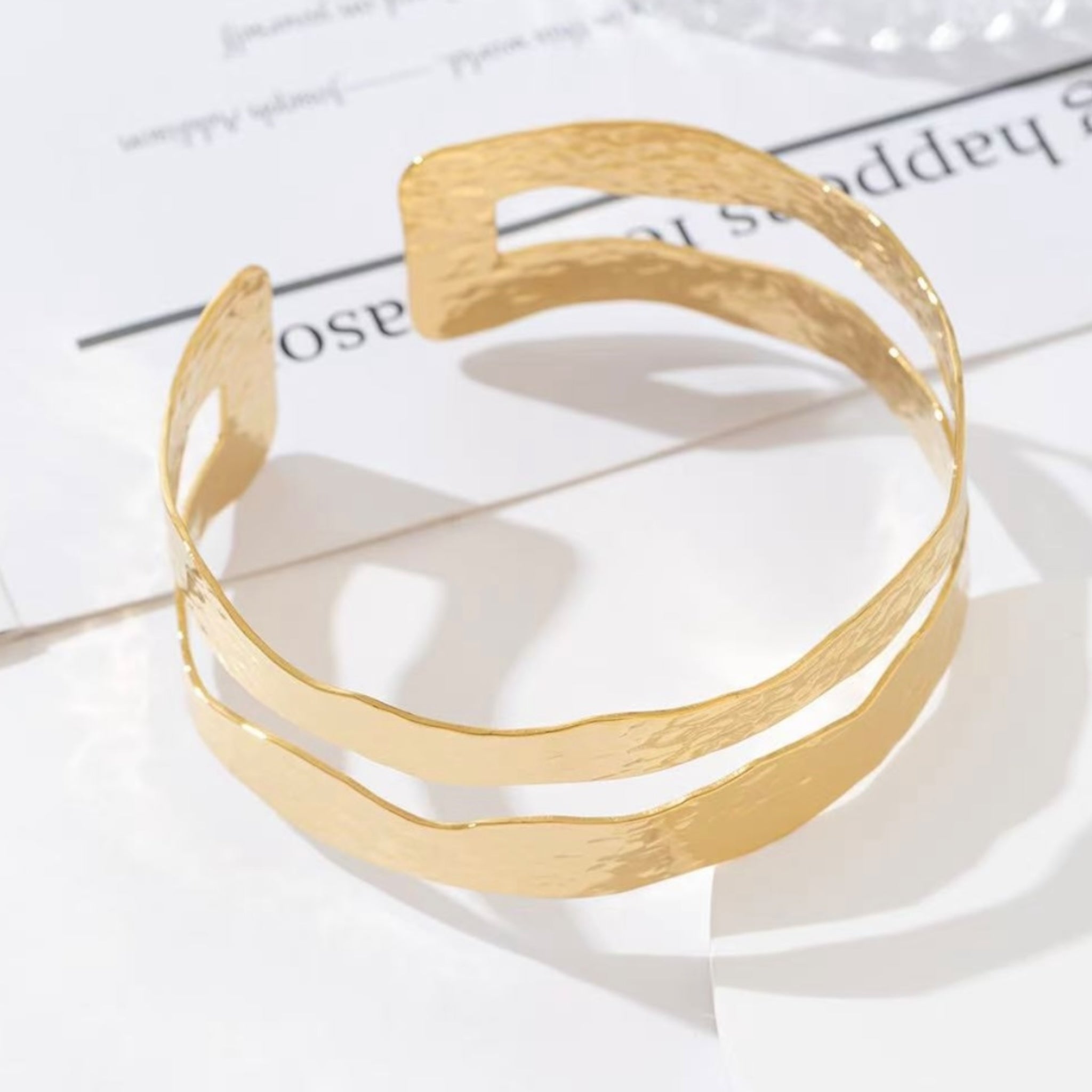 Bloom bangle