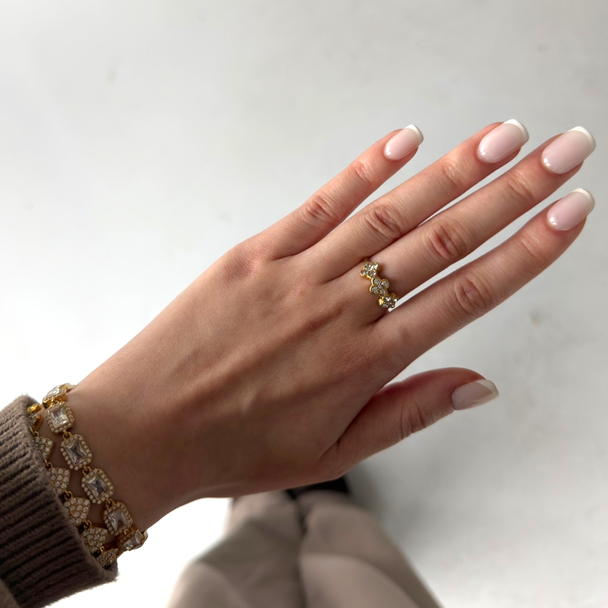 Clove ring