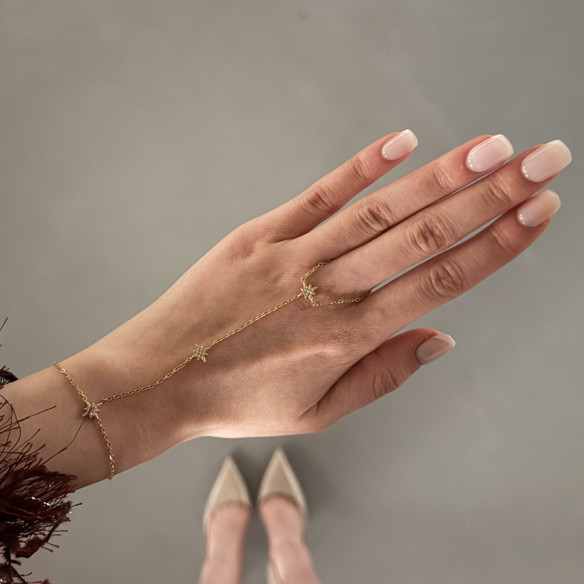 Starz hand chain