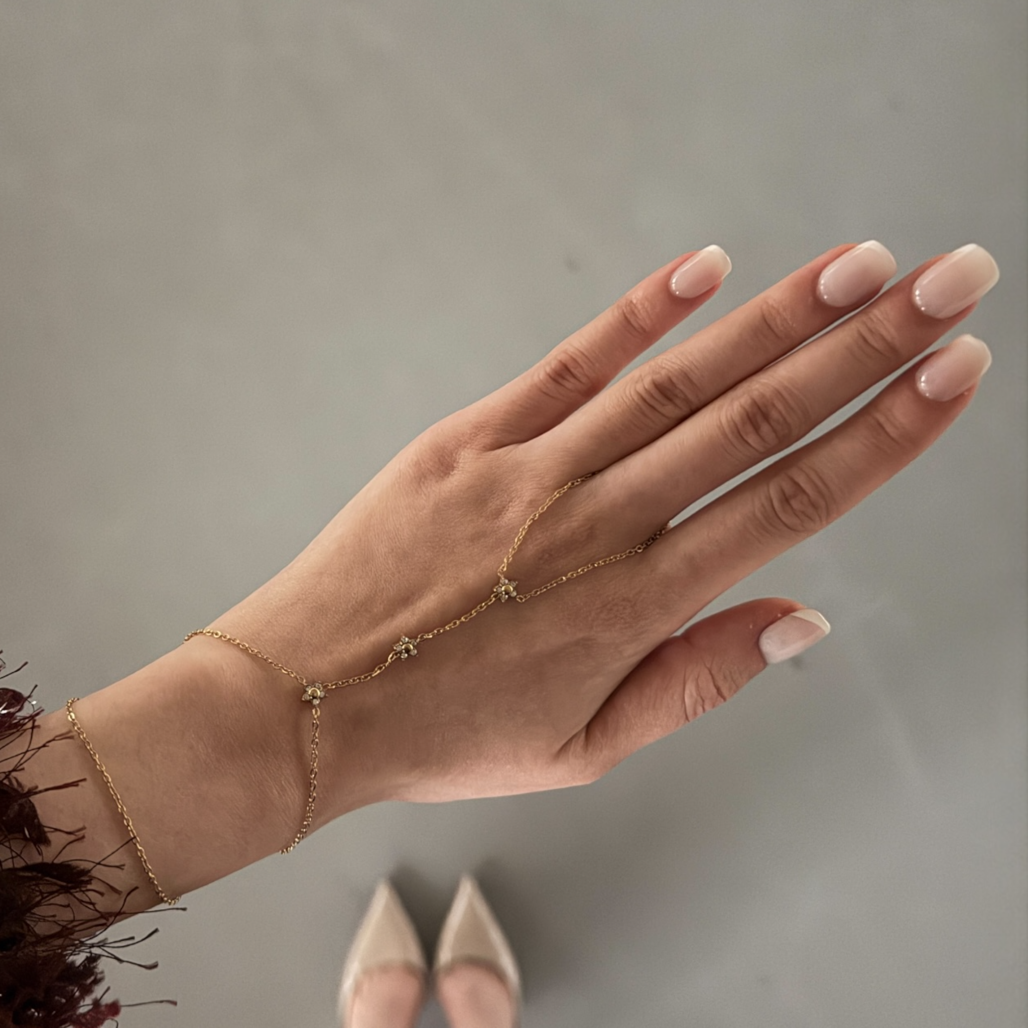 Flower hand chain