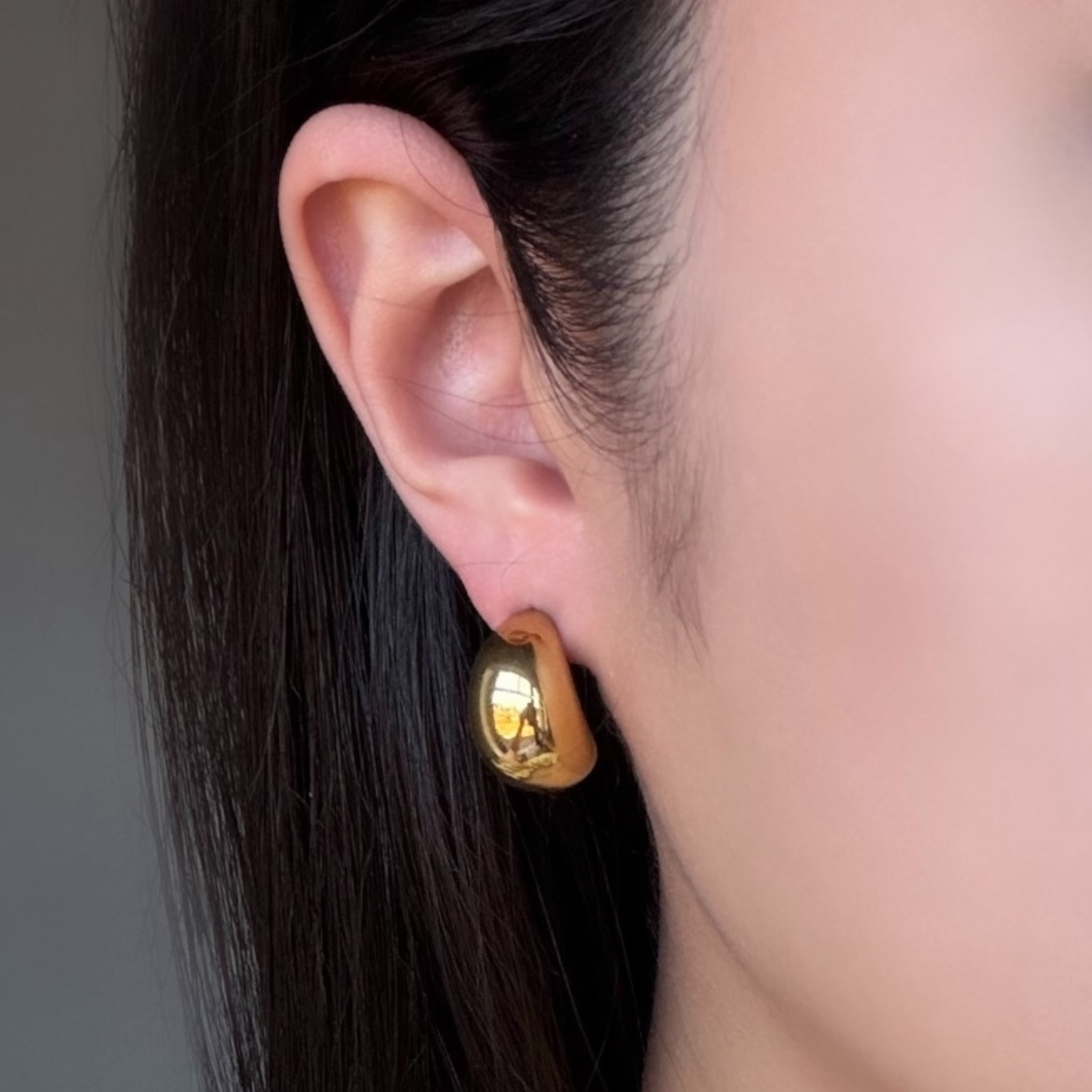 Drops studs earrings