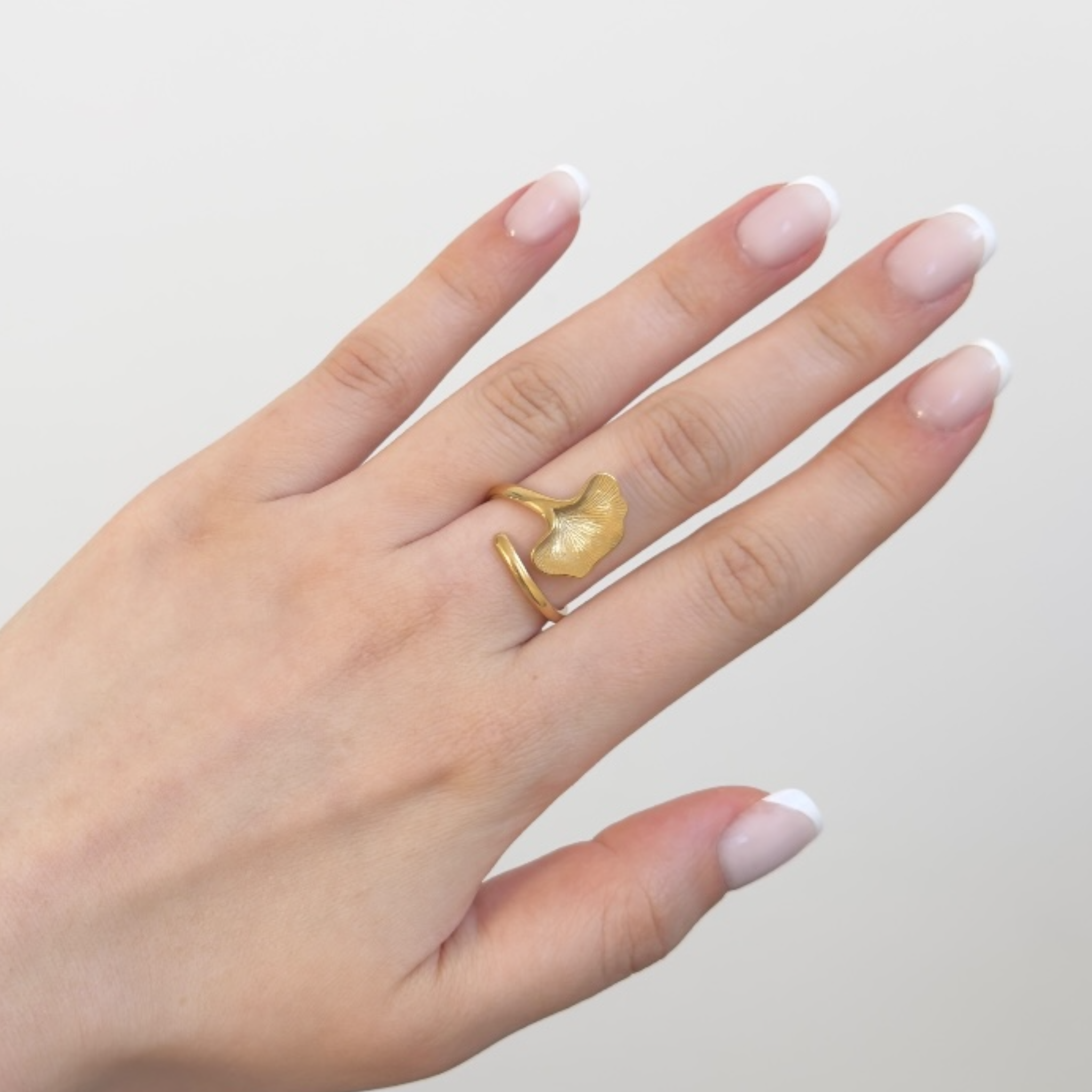 Ginko ring