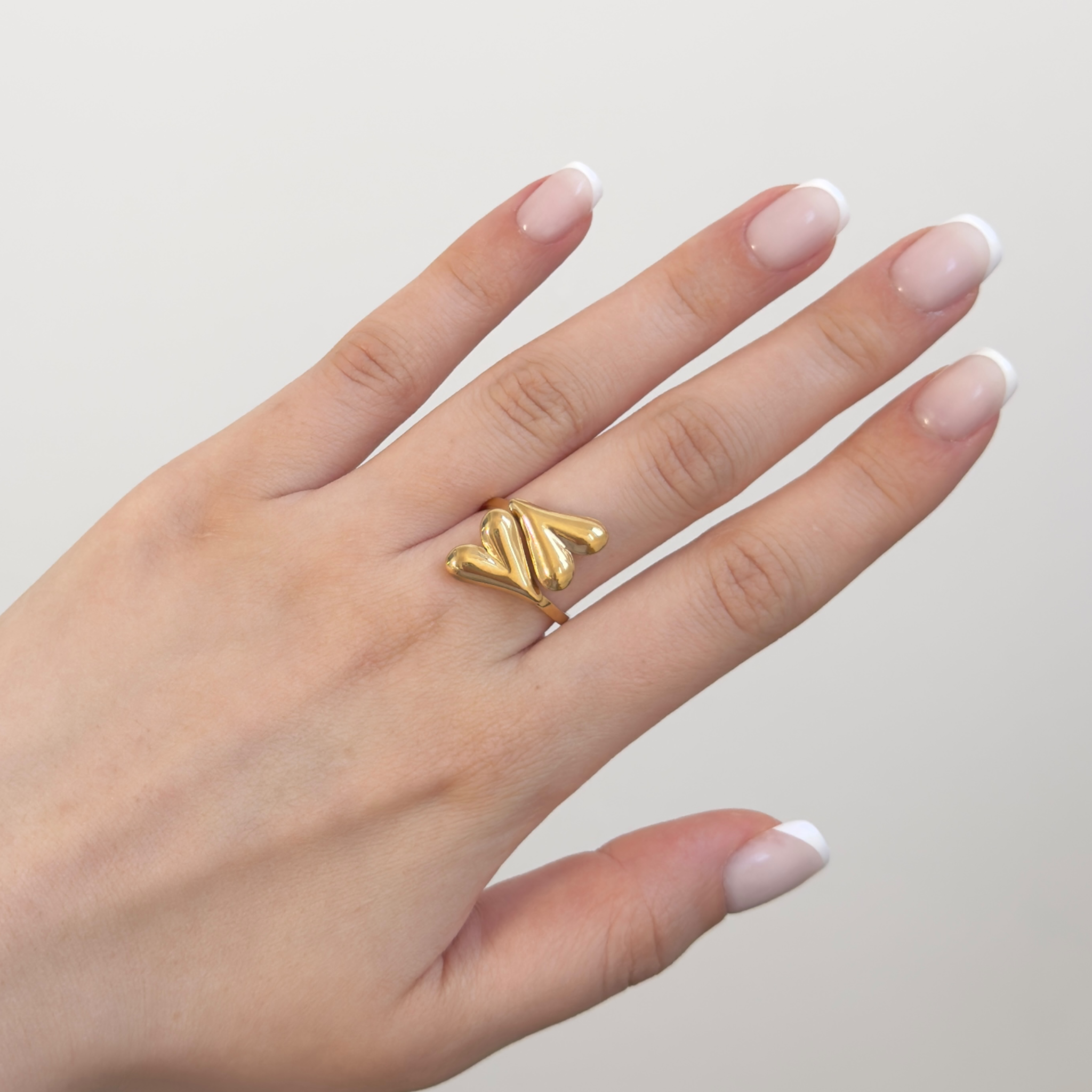 Twist puntige hart ring