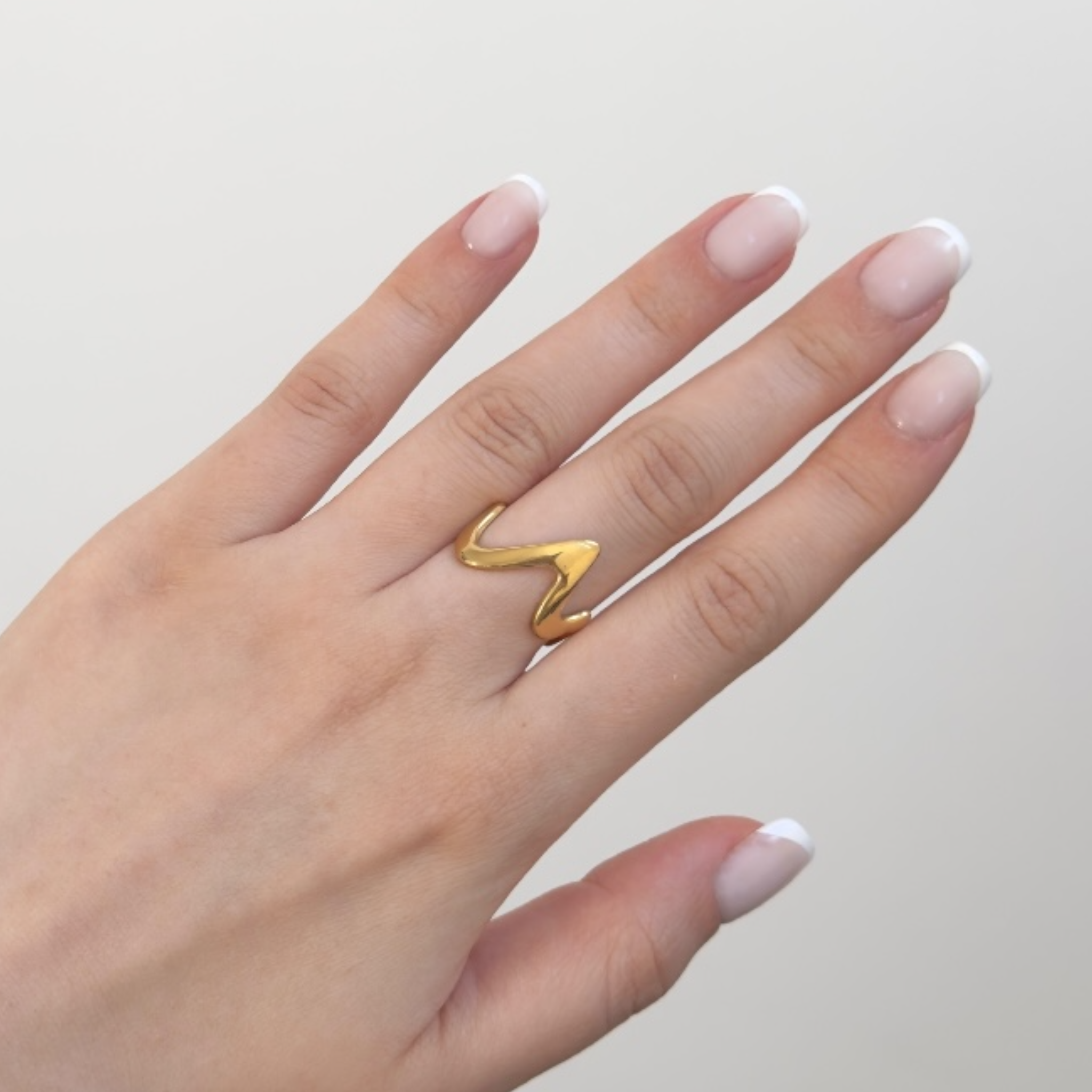 Sharp ring