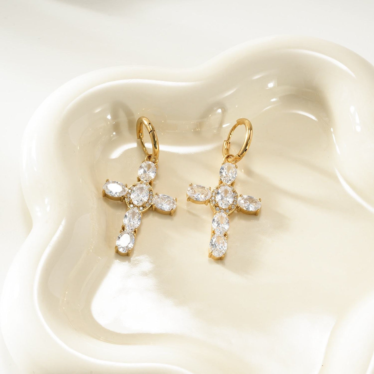 Believer hangers oorbellen Goud SOFIZARE